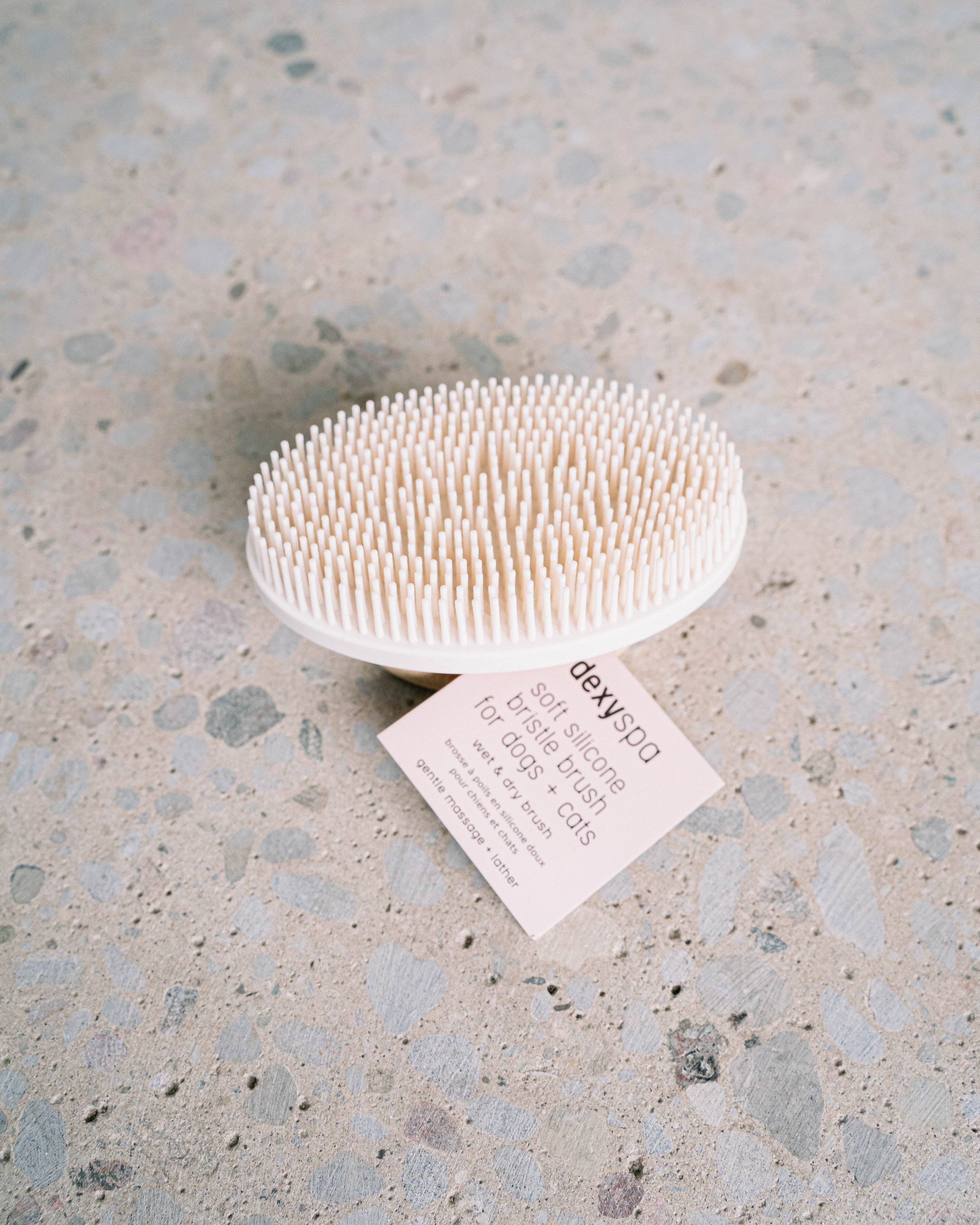 dexypaws - Wholesale Pet Brush - Cat/Dog - Soft Silicone Bristle Brush for dogs & cats2