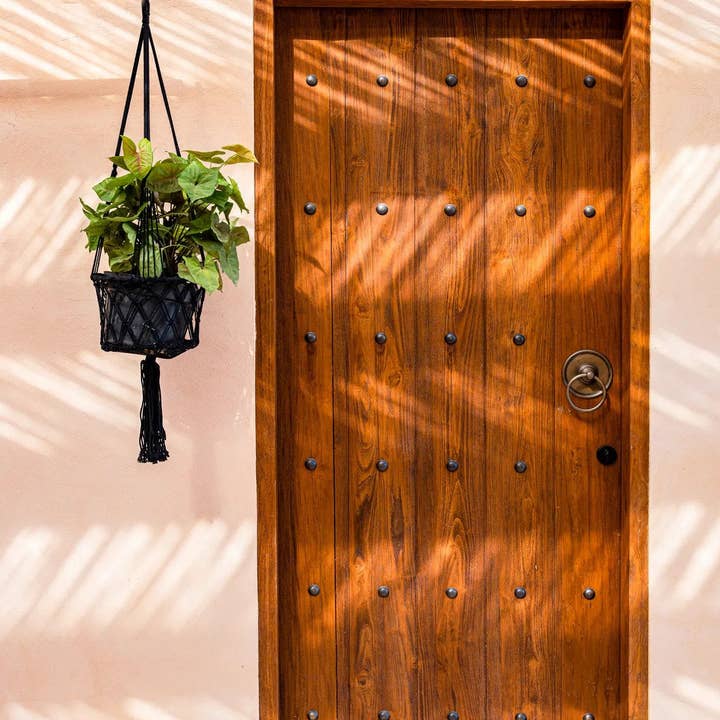 Bazar Bizar Living - Wholesale Hanging Planter - The Macrame Plant Holder - Black - M1