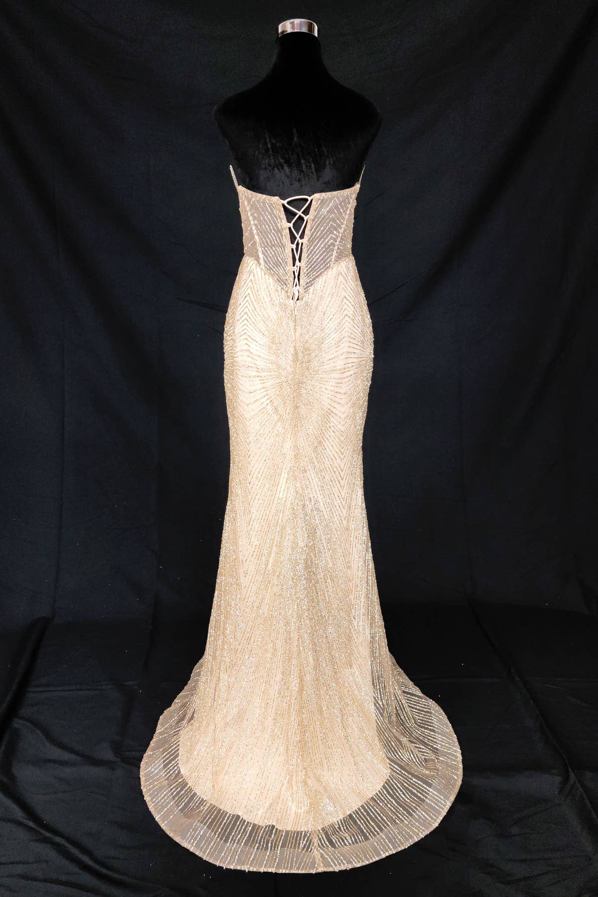 Chicas - Wholesale Gown - Women's - Long sparkling mermaid dress with hanging jewels CF00145
