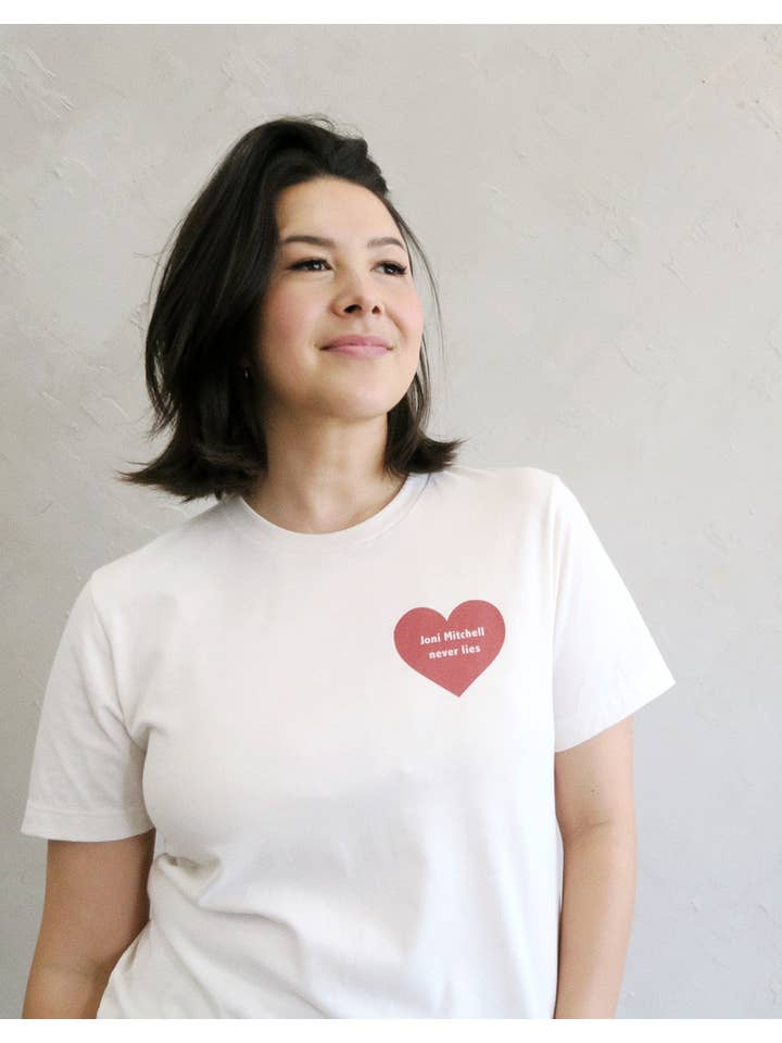 Joseph + Sue - Wholesale Screen Printed T-Shirt - Women's - Joni Never Lies, Heart T-Shirt2