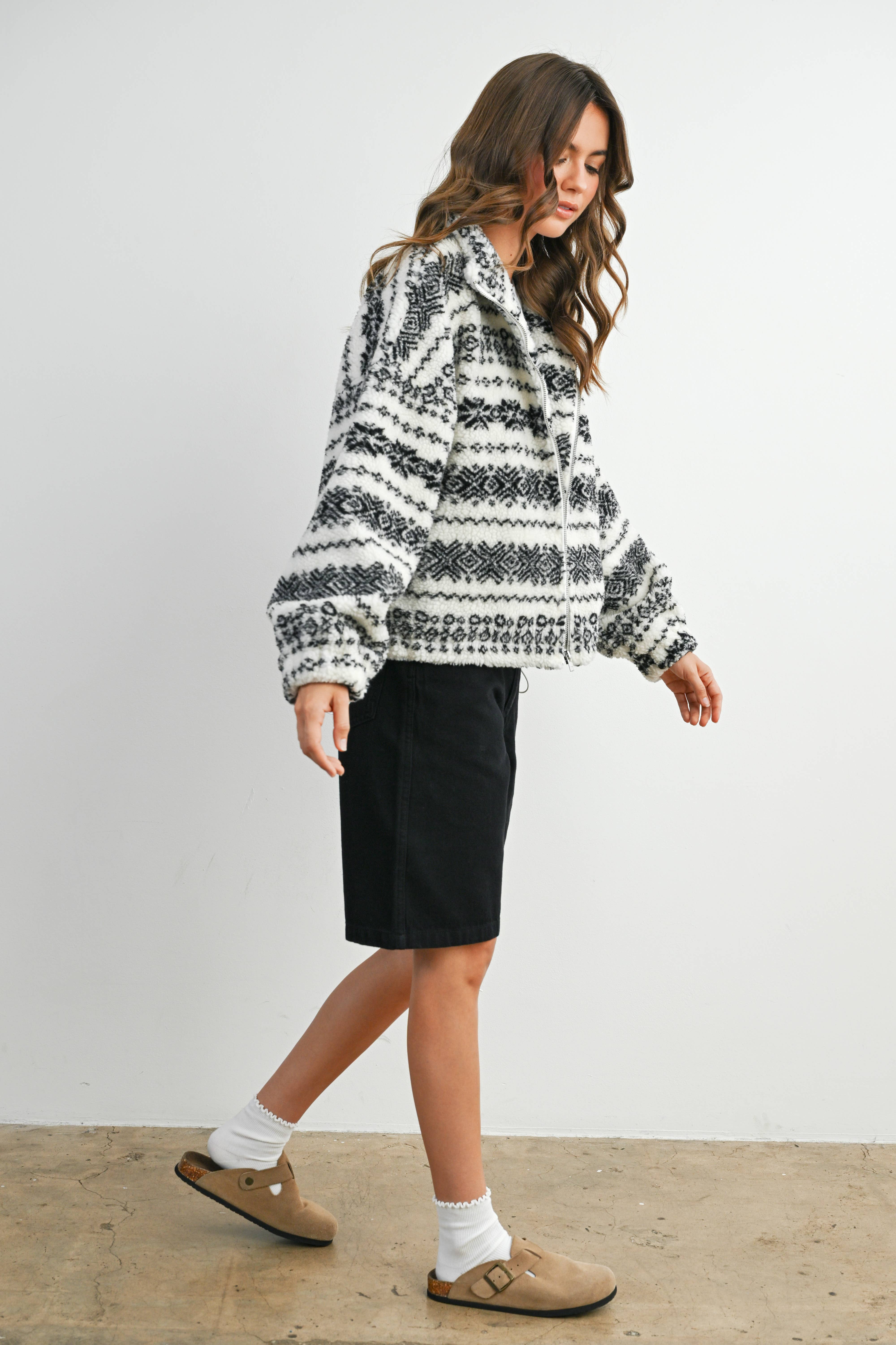 BUTTERMELON - Wholesale Jacket - Women's - Fuzzy Fleece Zip-Front Patterned Jacket - BMJ78075