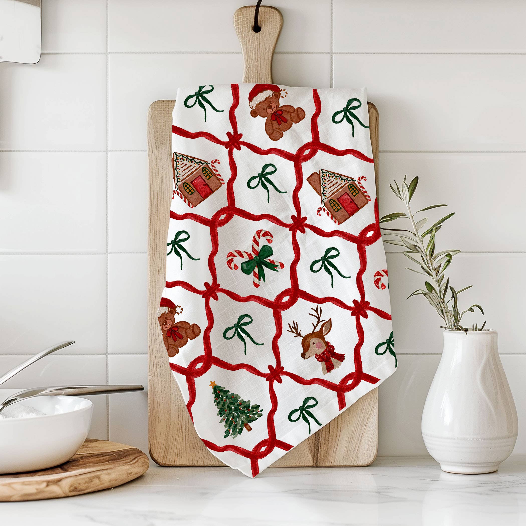 Gia Roma - Wholesale Tea Towel - Vintage Santa Holiday Kitchen Towel & Decor | Pink Christmas41