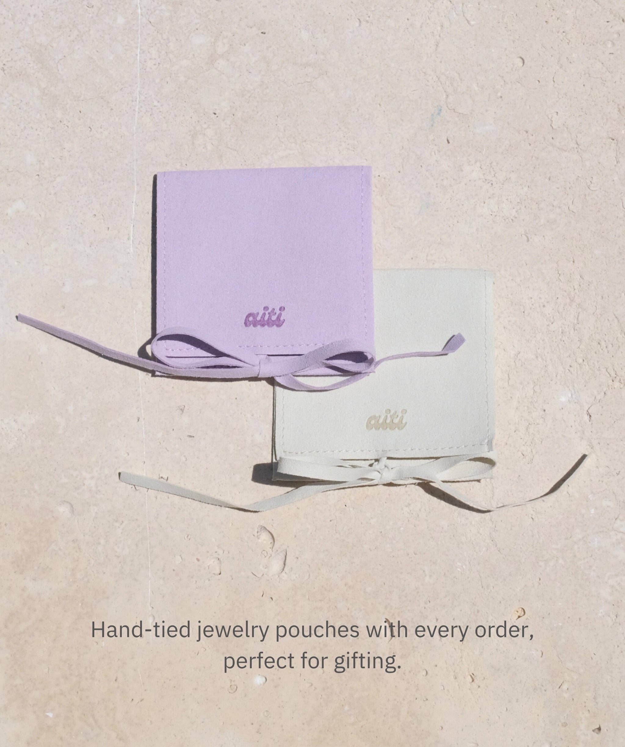 Shop Aiti - Wholesale Stud/Post Earrings - Heart Flat Back Stud6