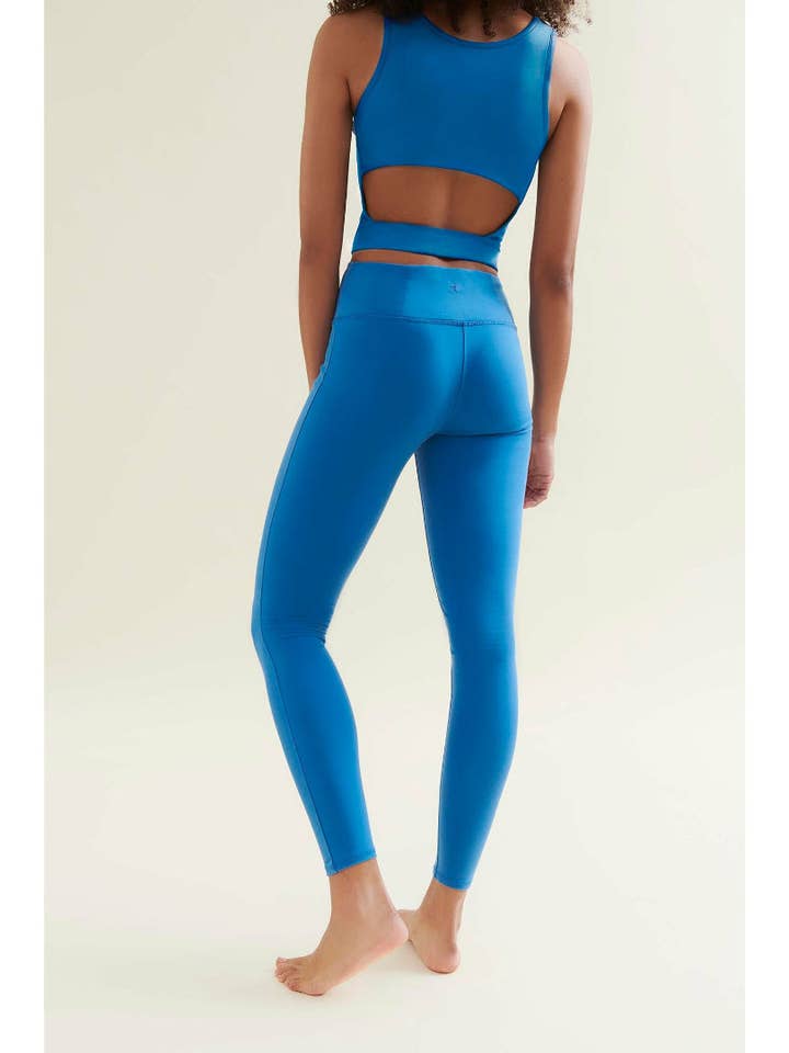Easy Pocket Leggings - Shoreline Blue for wholesale by Wellicious