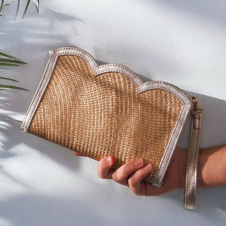 Gold Scallop Edge Woven & Leather Wristlet Pouch | Summer for wholesale by Soli & Sun