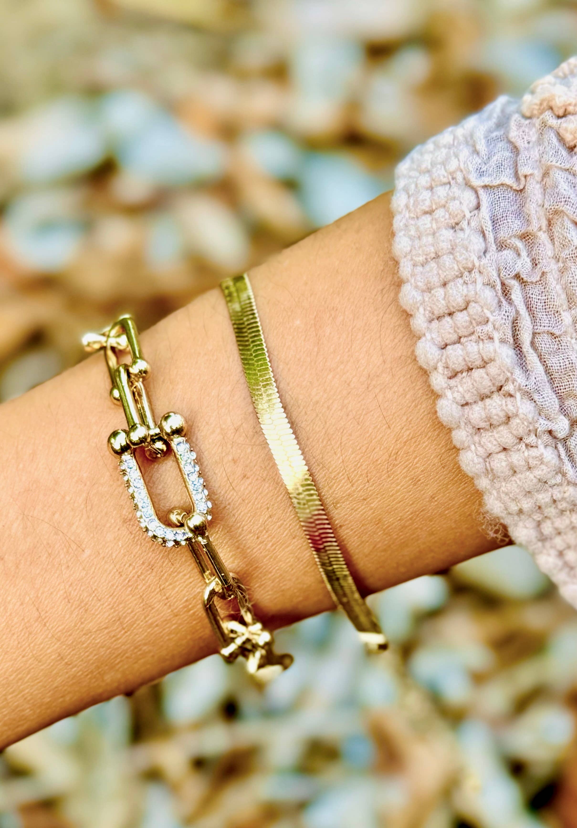 Justin & Taylor - Vente Bracelets à breloques/pendentifs - Ensemble de deux bracelets Lucky Finds0