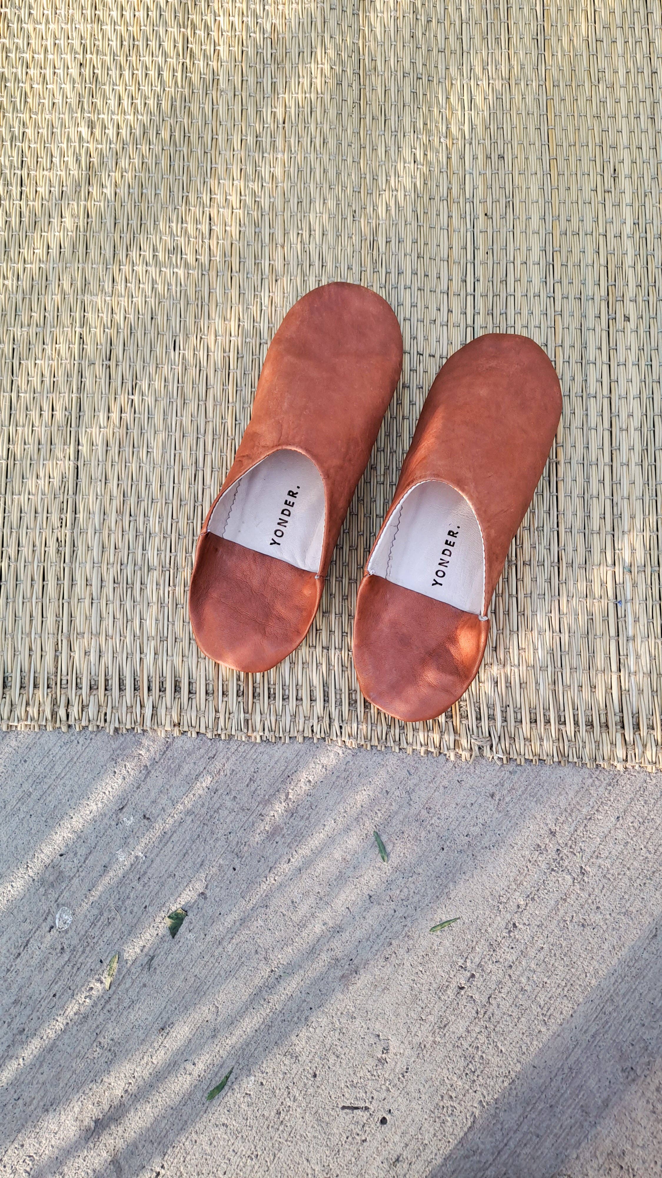 YONDER. - Vente Chaussons – femme - Babouches en cuir naturel | Couleur caramel1