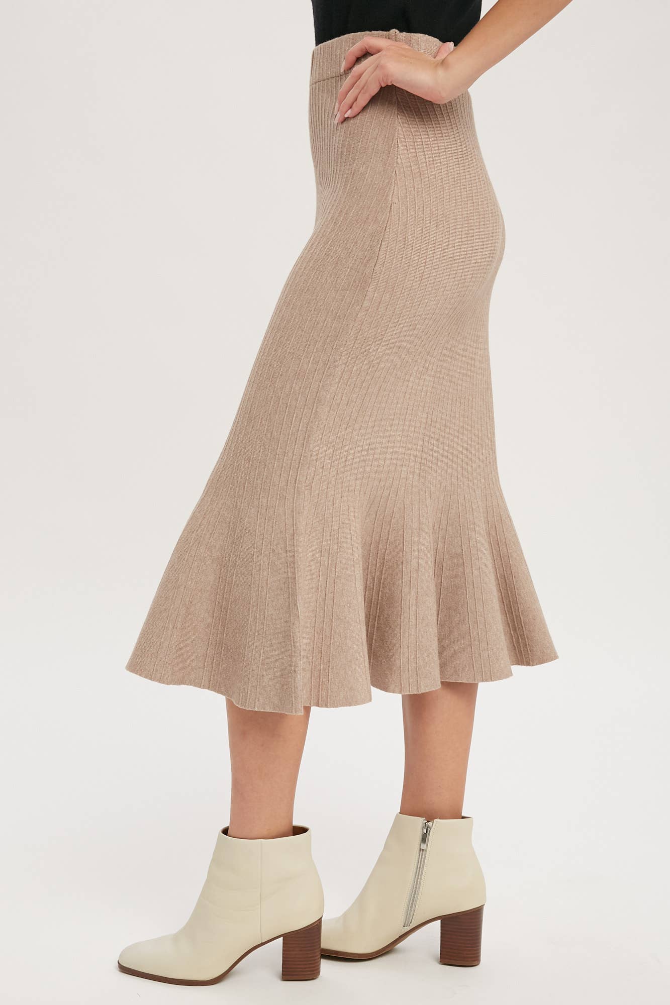 Bluivy - Wholesale Skirt - Women's - MERMAID SWEATER MIDI SKIRT12