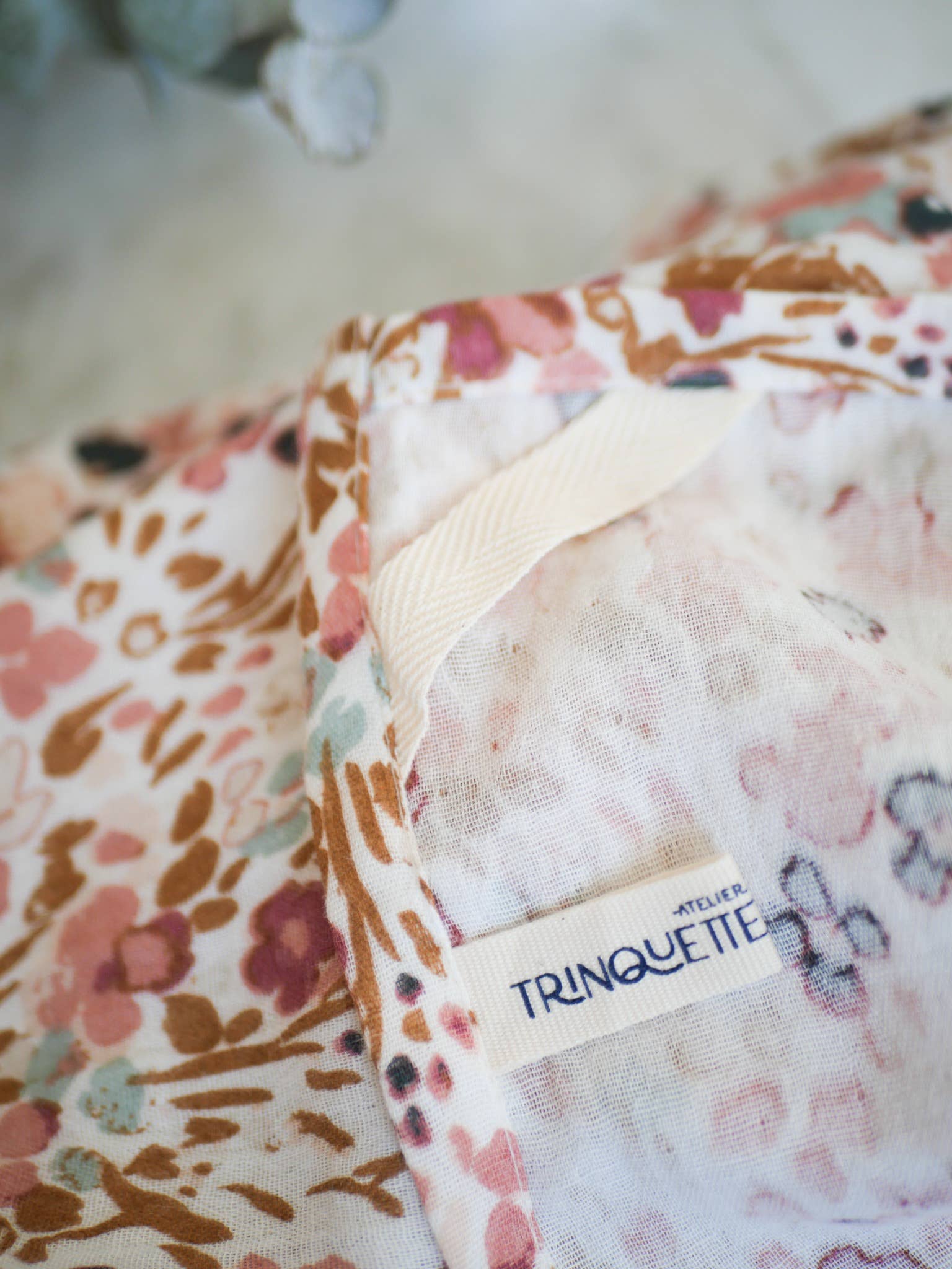 Trinquette Atelier - Wholesale Hand Towel - Floral double gauze cotton hand towel2