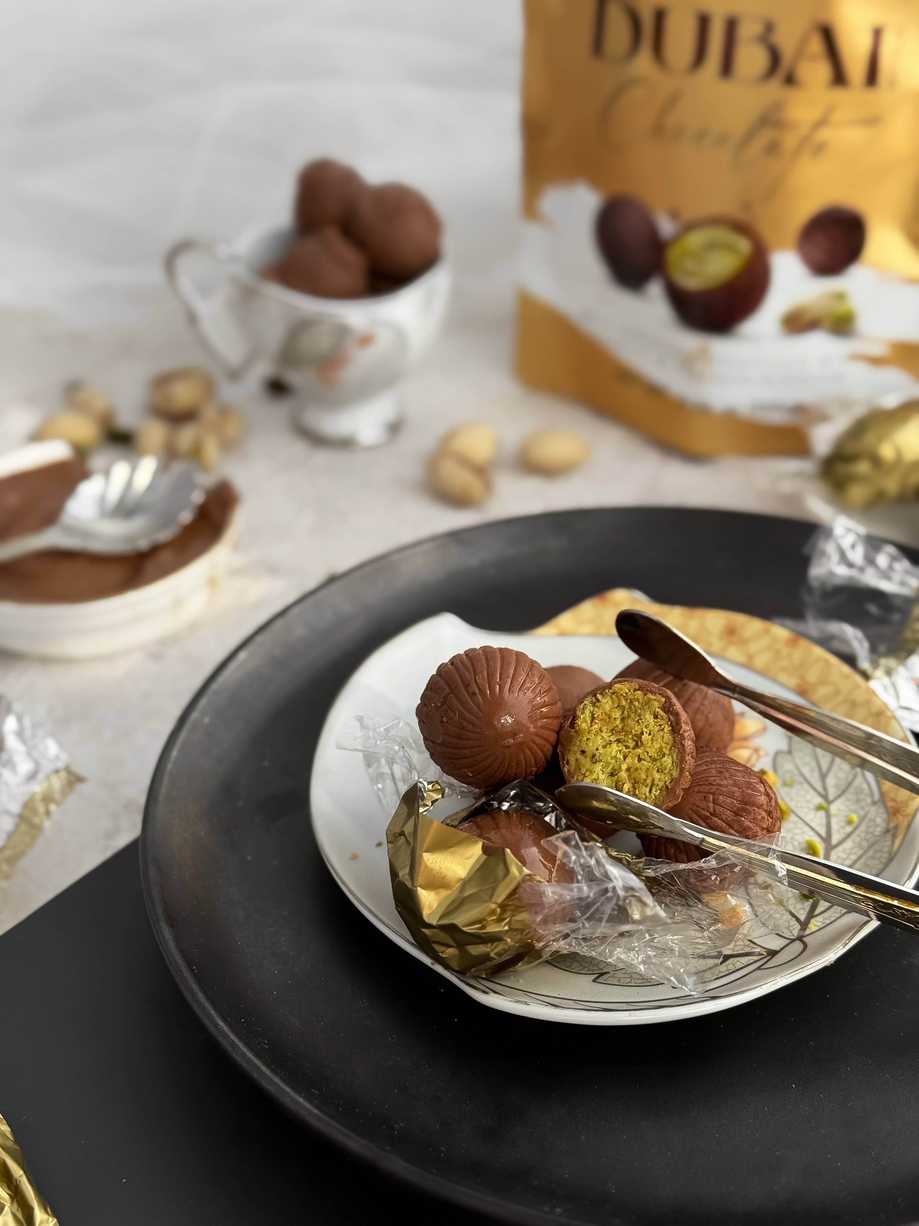 Beemax - Wholesale Chocolate Covered Sweets - Beemax Dubai Chocolate Truffle Gable Box - Christmas 7.05oz4