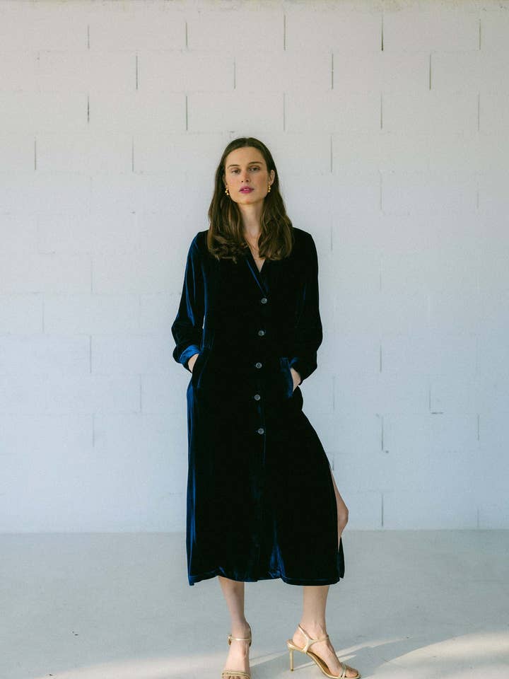 Silk velvet coat dress NIGHT blue for wholesale by Triana by C