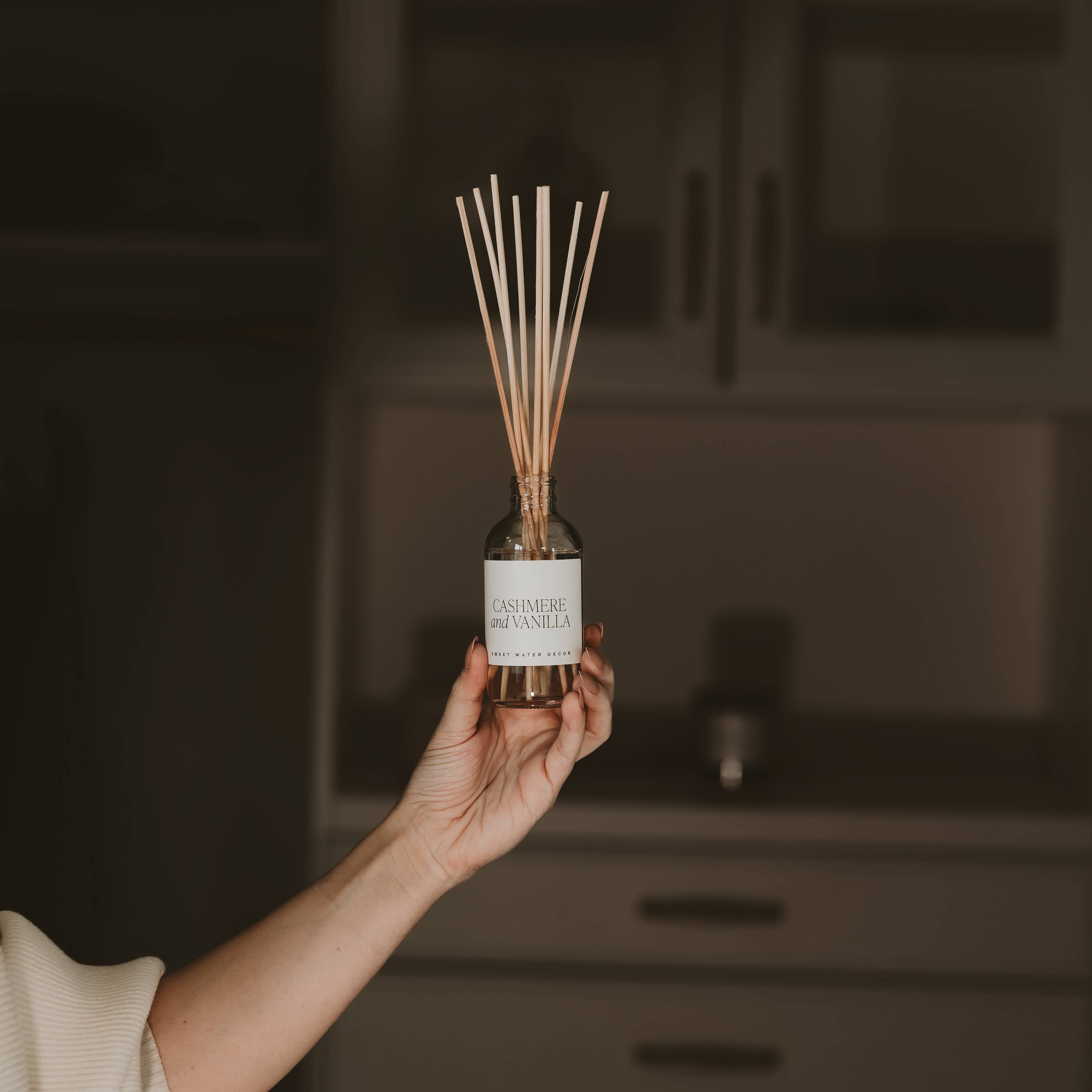 Sweet Water Decor - Wholesale Reed Diffuser - Cashmere and Vanilla Reed Diffuser - Home Decor & Gifts9
