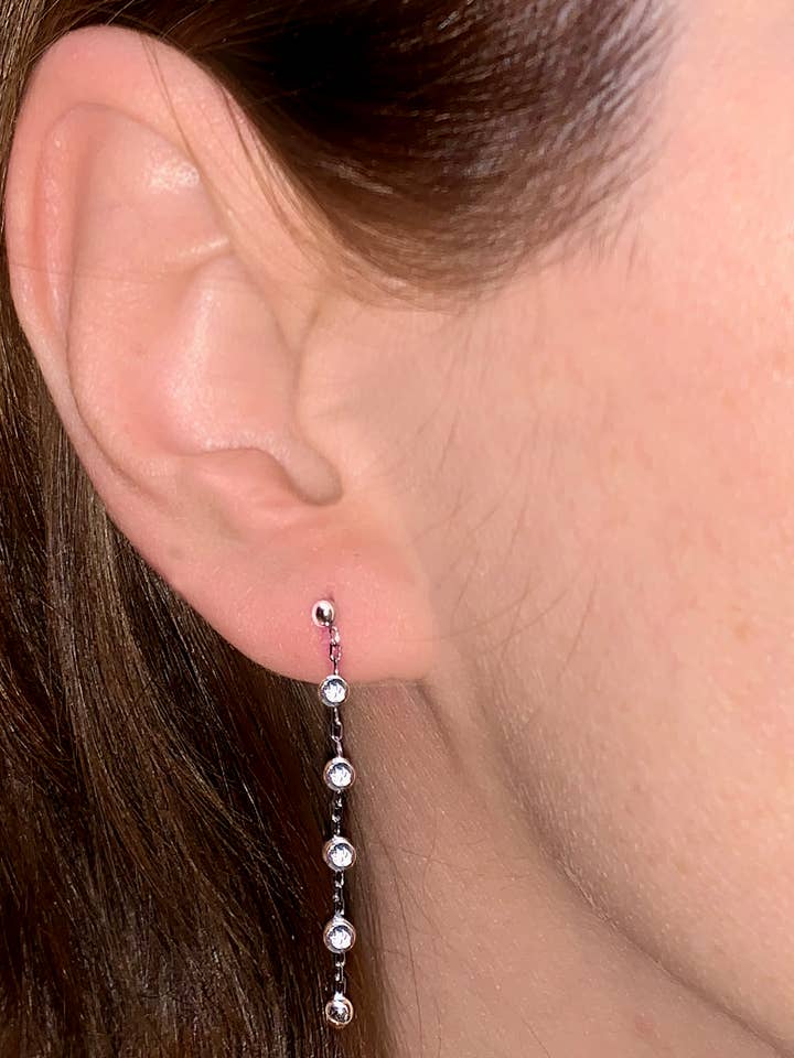 Diamant-Ohrringe aus Weißgold mit Diamanten für den Großhandel von Wallinjewels