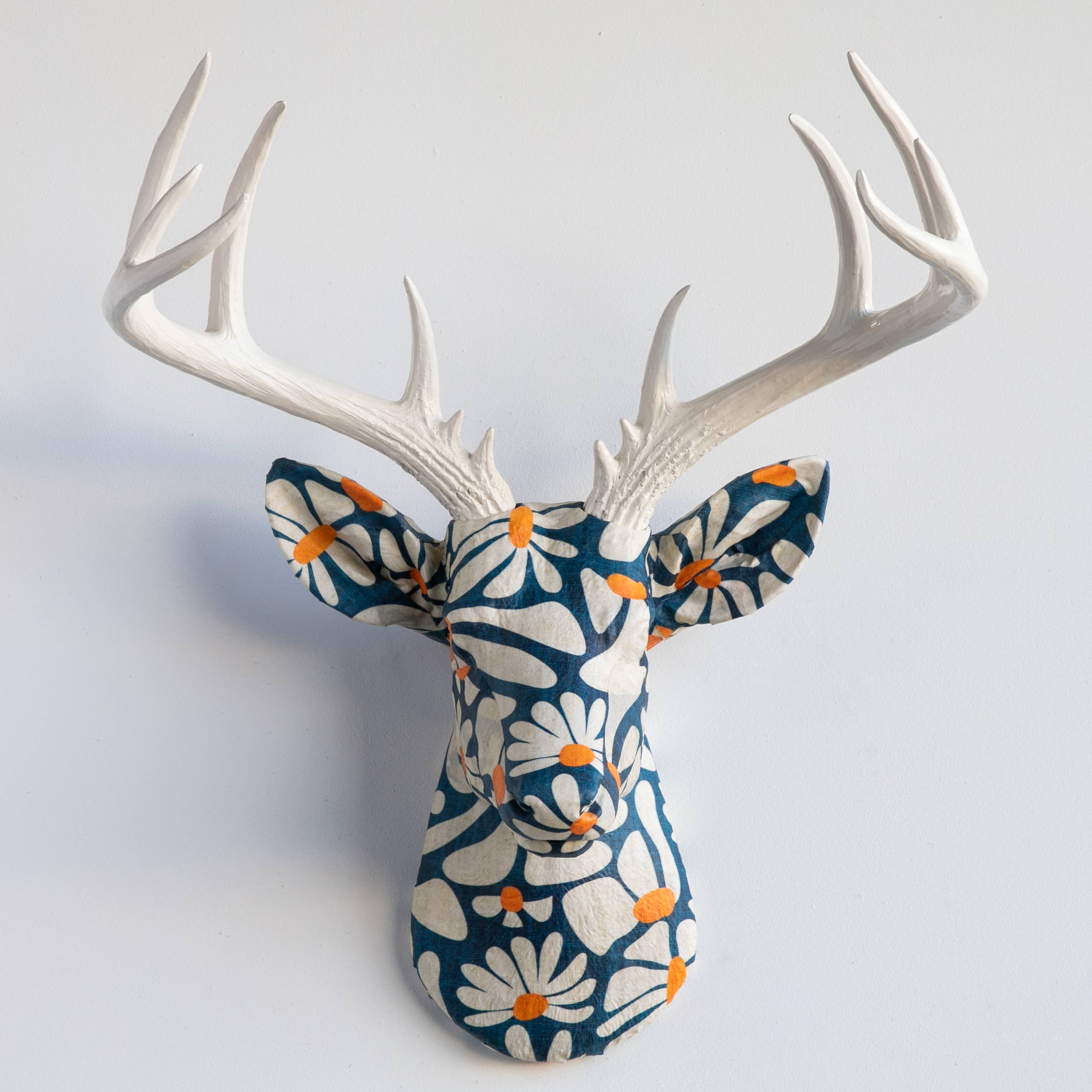 Near and Deer – Engroshandel 3D-vægkunst – Stofhjortehoved - Dusinvis af mønstervalg!5