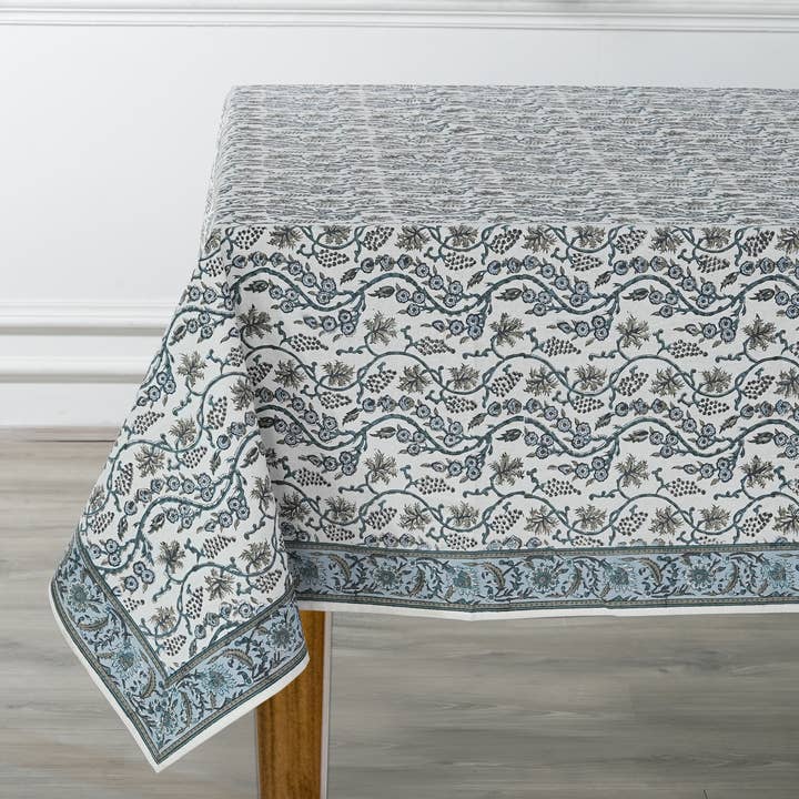 Fabricrush - Wholesale Tablecloth - Fabricrush Baby Blue Eyes Rectangle Cotton Tablecloth
