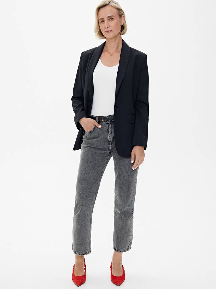 CAPSULE by Agnė Gilytė - Wholesale Jeans - Women's - Jeans 'LA PARISIENNE' | flattering slim fit gray13