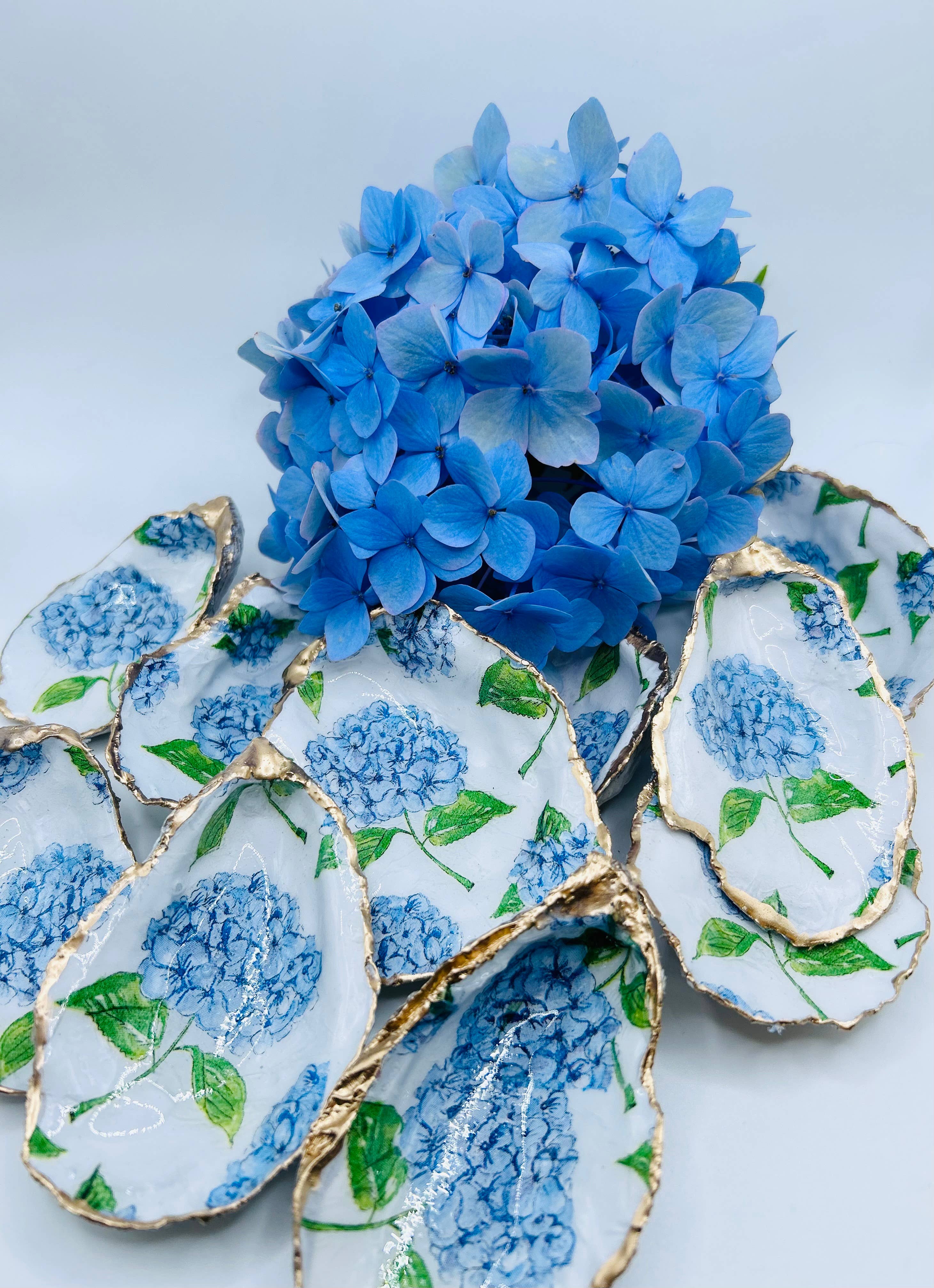 Lulushells - Wholesale Jewelry Stand & Display - Hydrangea Oyster shell ring dishes