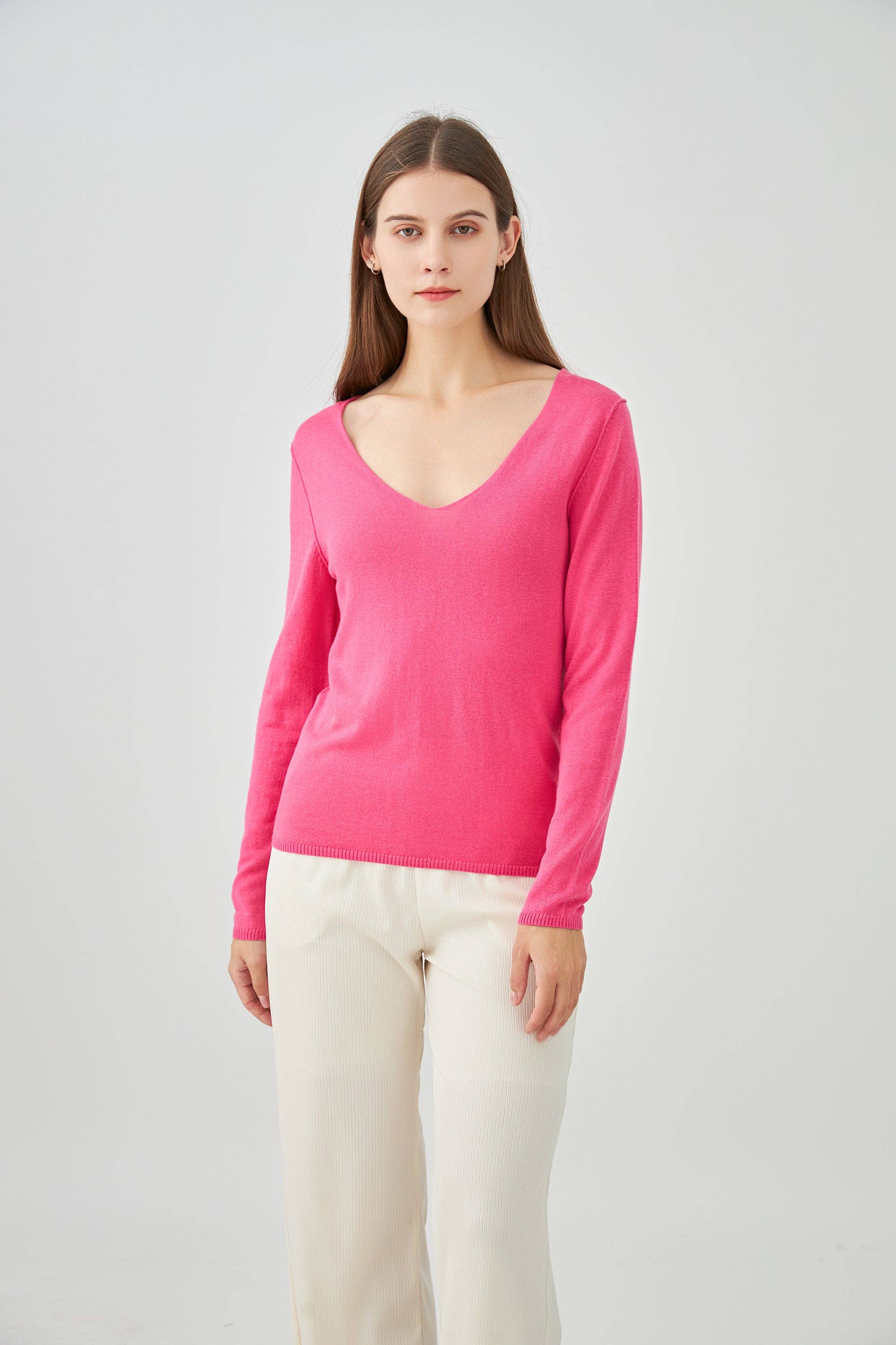 jw.atelier - Wholesale Knit Sweater - Women's - Cashmere silk V-neck sweater25