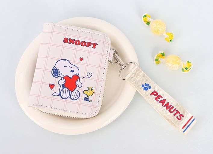 K-Wonderland - Wholesale Wallet - Women's - Peanuts Snoopy Strap Wallet Purse6