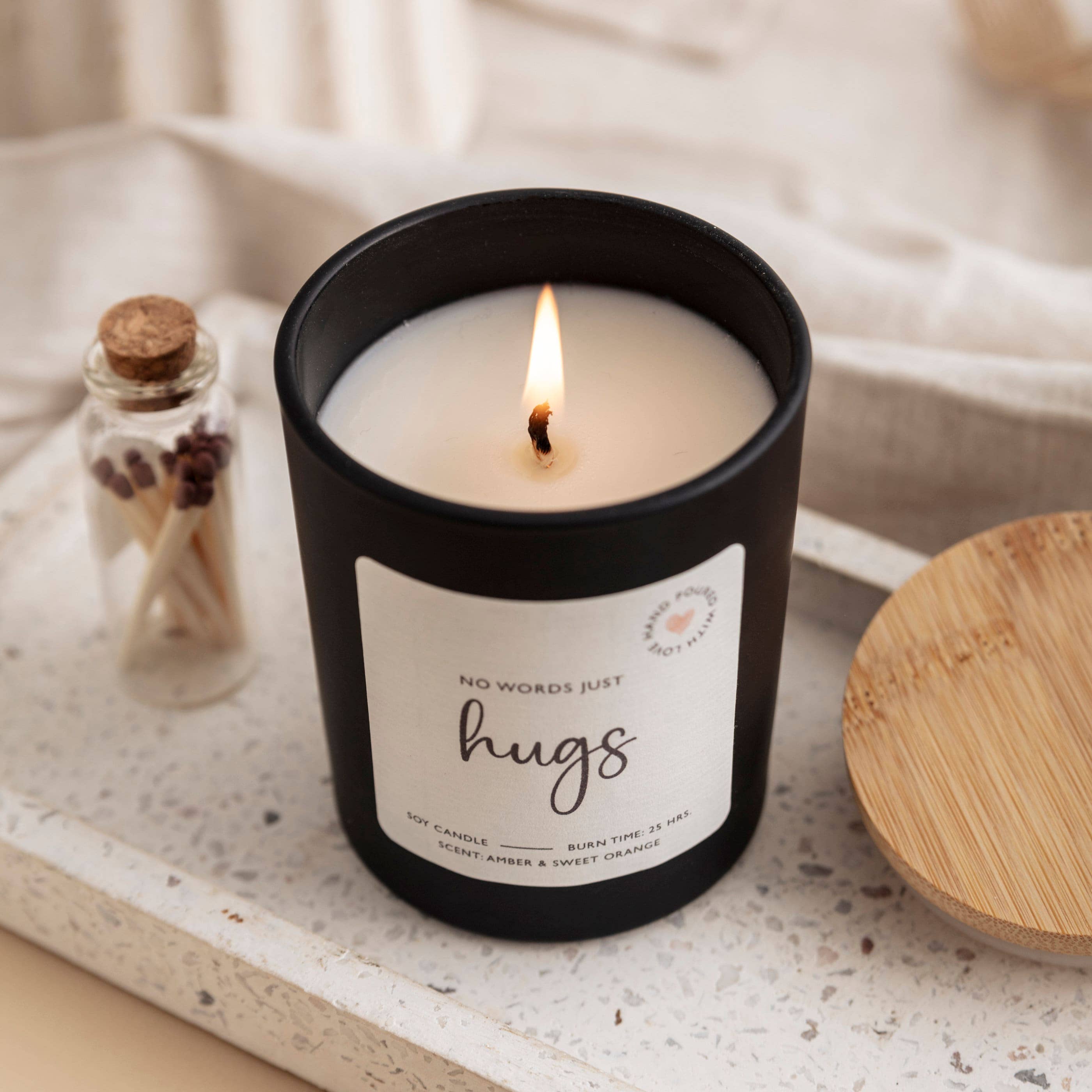 Happy Inky - Vente Bougie en bocal - Bougie « No Words Just Hugs » – Cadeau chaleureux pour elle et lui1