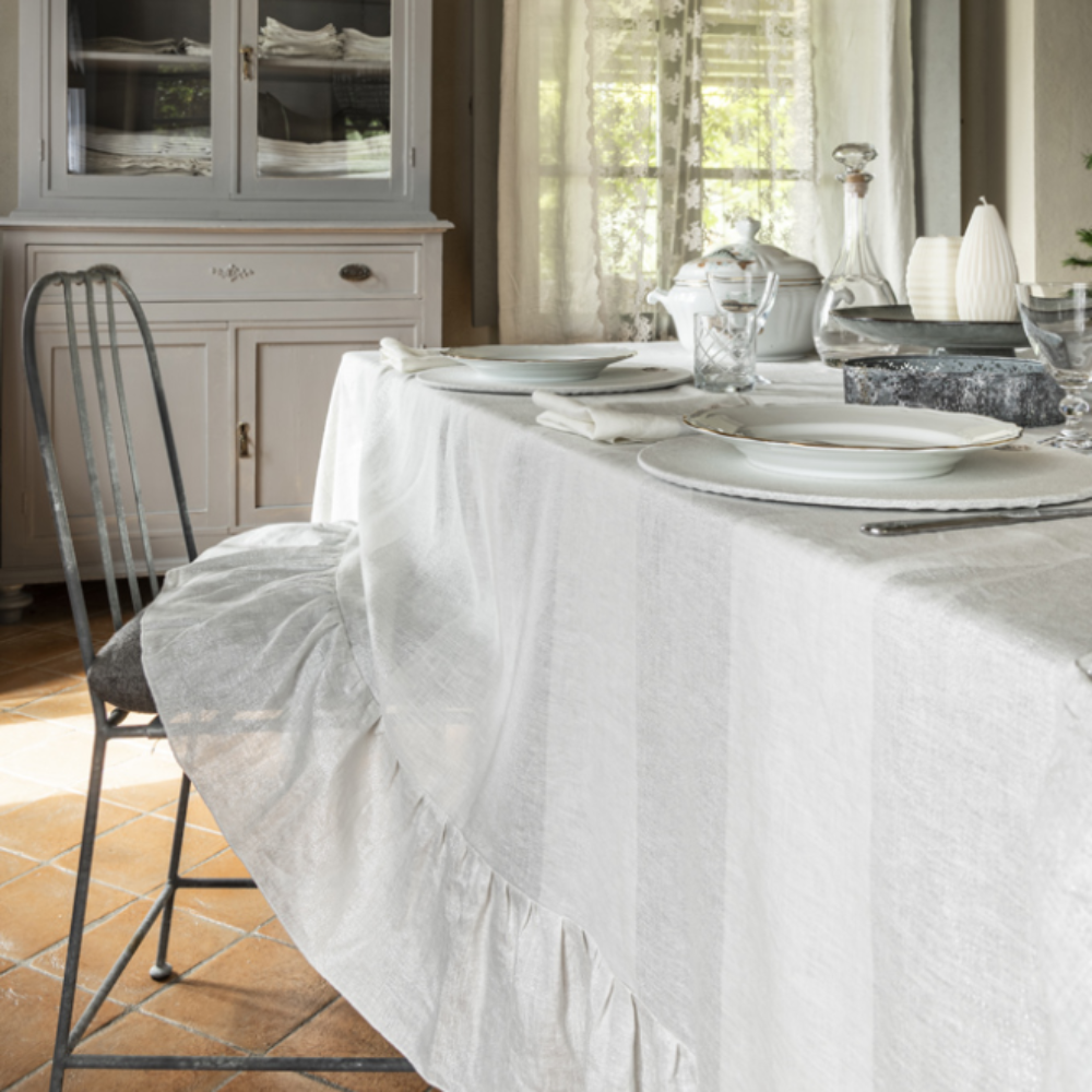 gold Carillon tablecloth for wholesale on Faire0