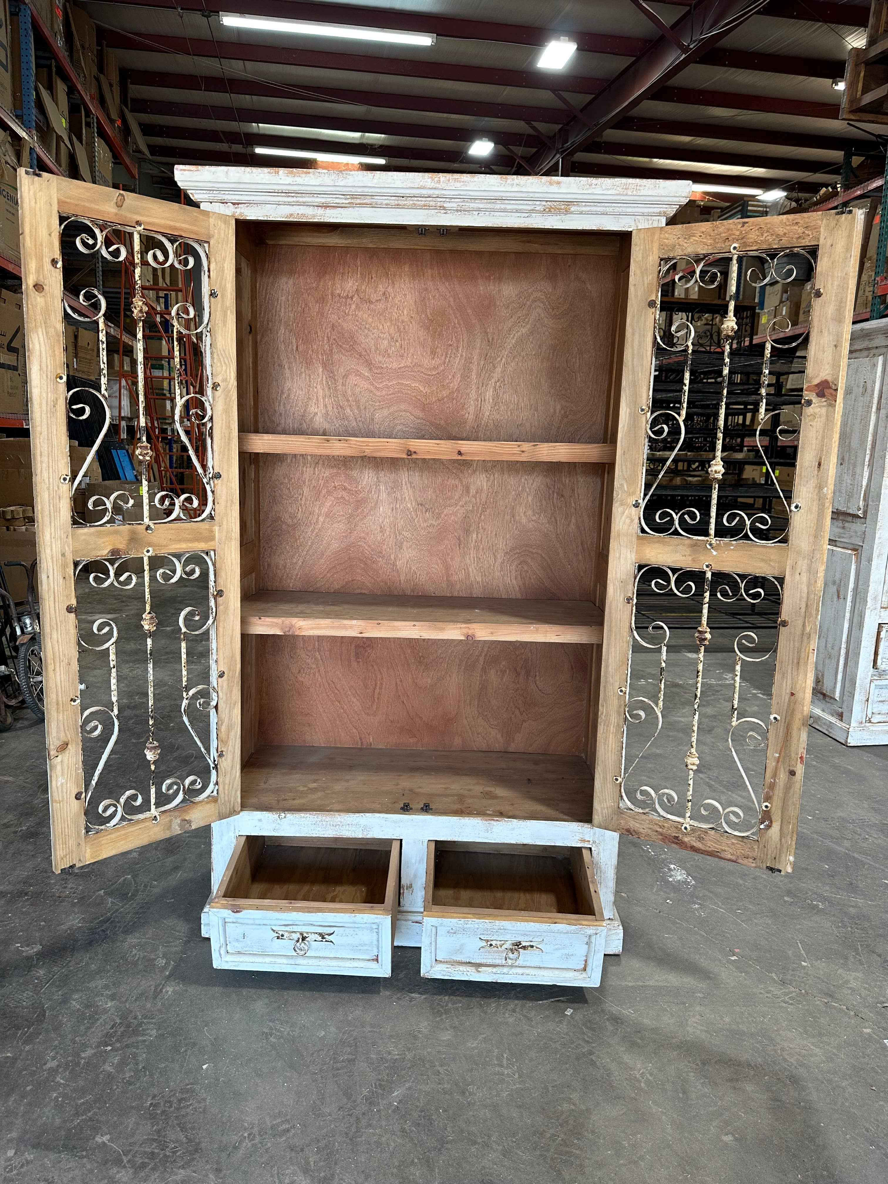 My Amigos Imports - Vente Armoire - Armoire double rustique en bois avec vitrine 112x51x183 cm6