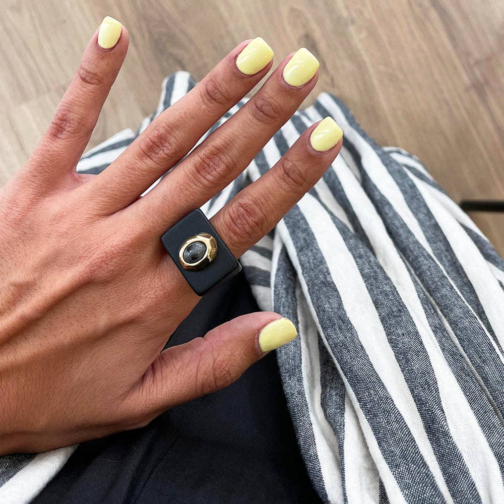 ÉMOLO – Großhandel Cocktail-/Statement-Ring – Schwarzer Damenring mit Dalmatiner-Jaspis1