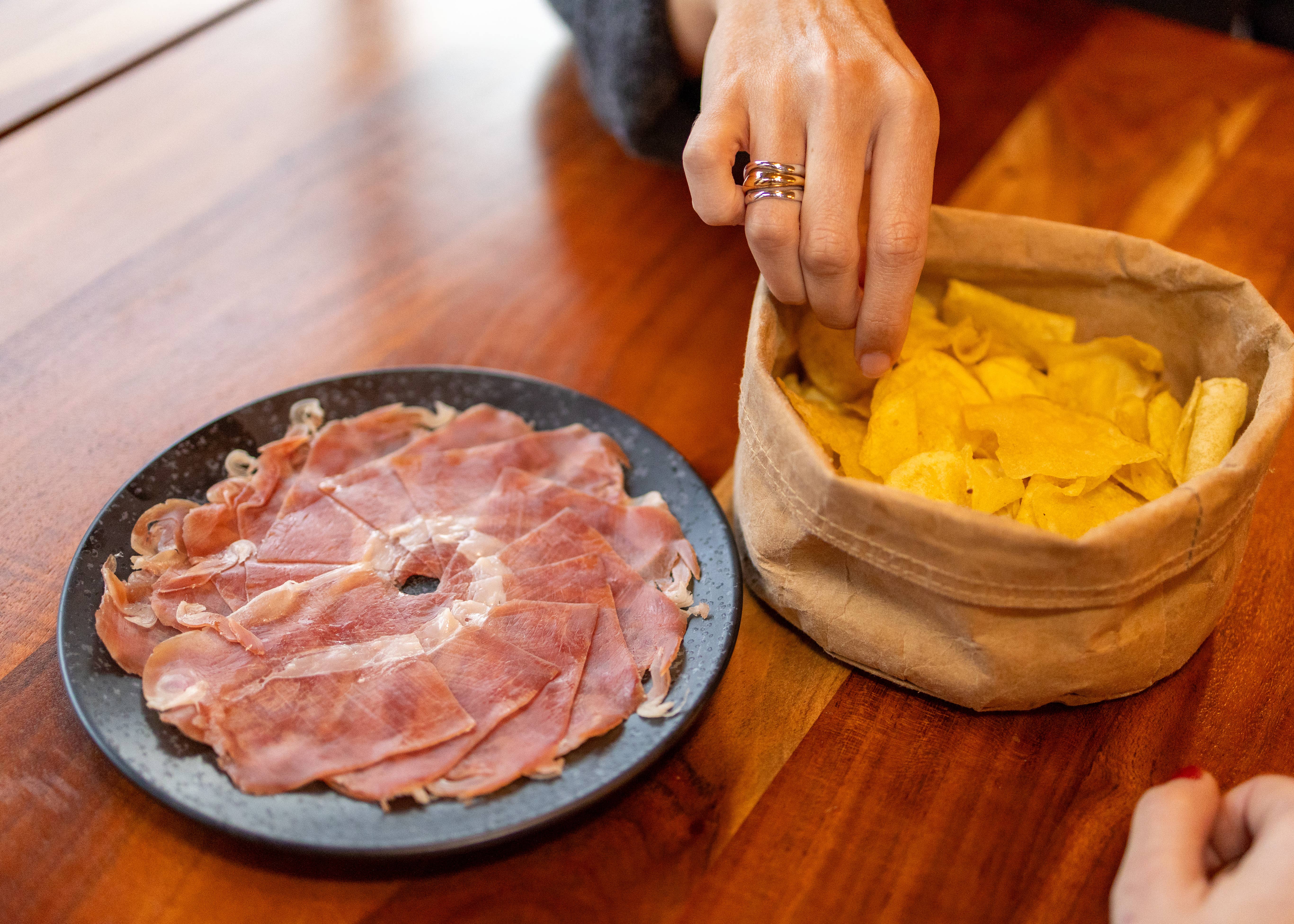 Chips Sarriegui – Batatas fritas por atacado – BATATAS FRITAS 125 g SABOR PRESUNTO IBÉRICO3