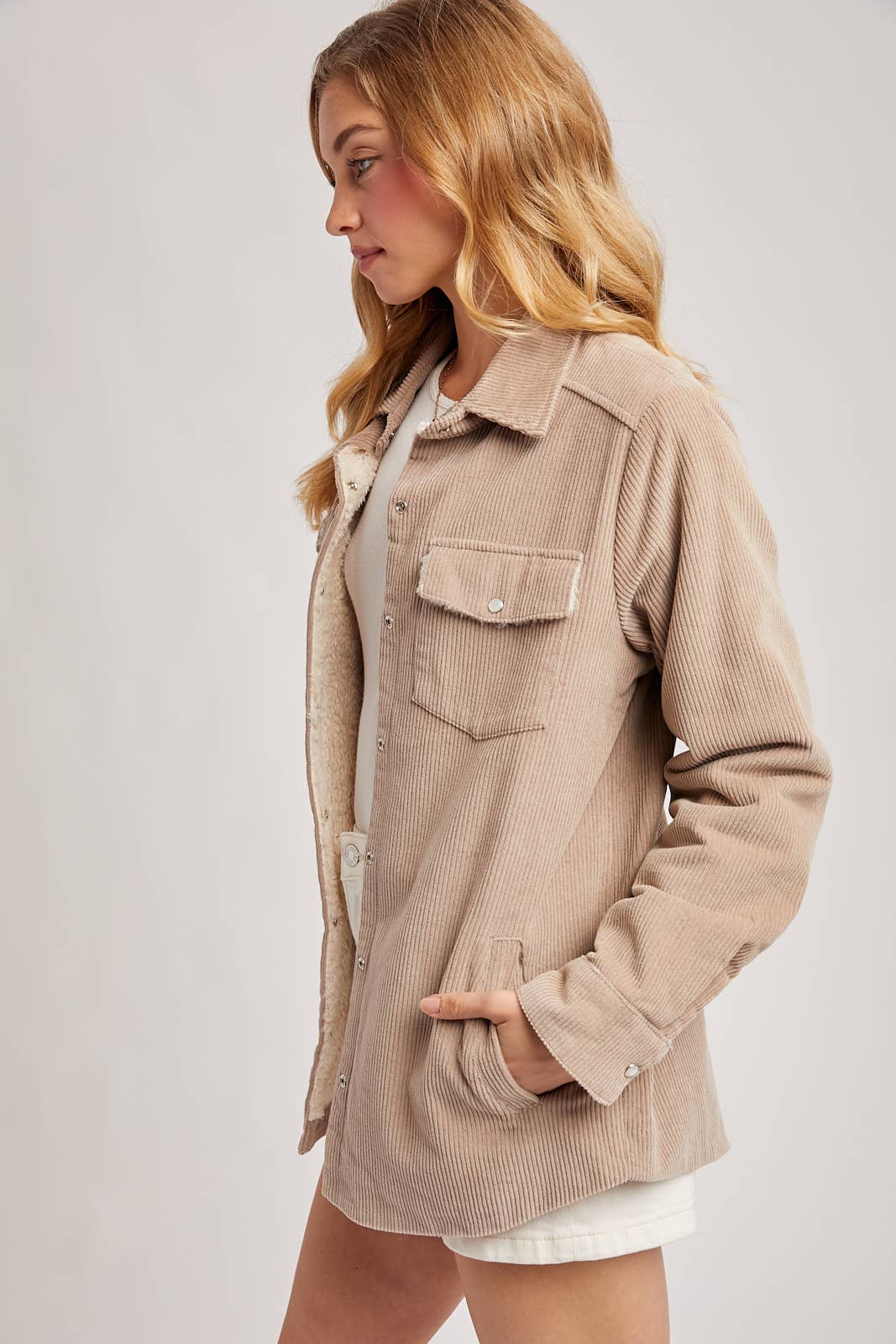 Bluivy - Wholesale Jacket - Women's - CORDUROY SHERPA-LINED JACKET61