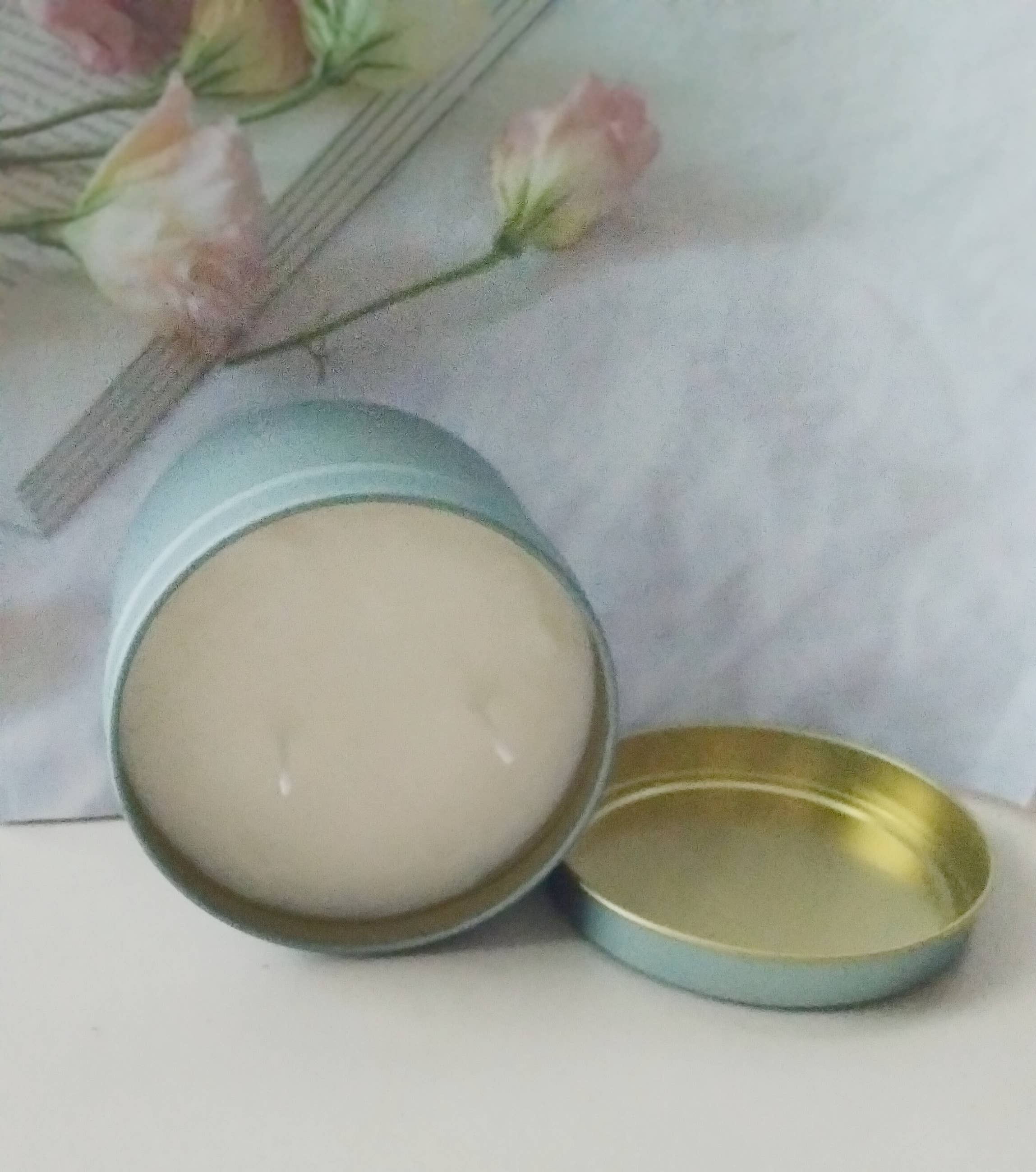 Vella Wax Melts and Candles - Wholesale Travel Candles - Vanilla + Nutmeg  Soy Candle - 6 oz Reusable Tin | Wellness 0