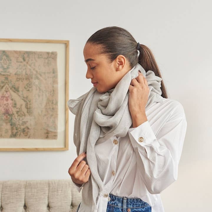 Variously - Wholesale Scarf - Women's - Pebble Soft Gray Handloom Modern Artisanal Linen Scarf