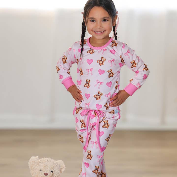 Ensemble de jogging LPK Love Bear pour la vente par Makena Lane