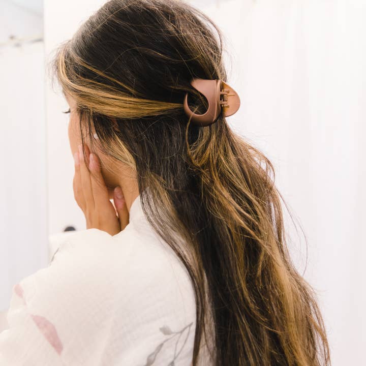 Axcessorize – Großhandel Haarclip – Damen – Große Haarklammer. Brötchenclip aus Acetat11