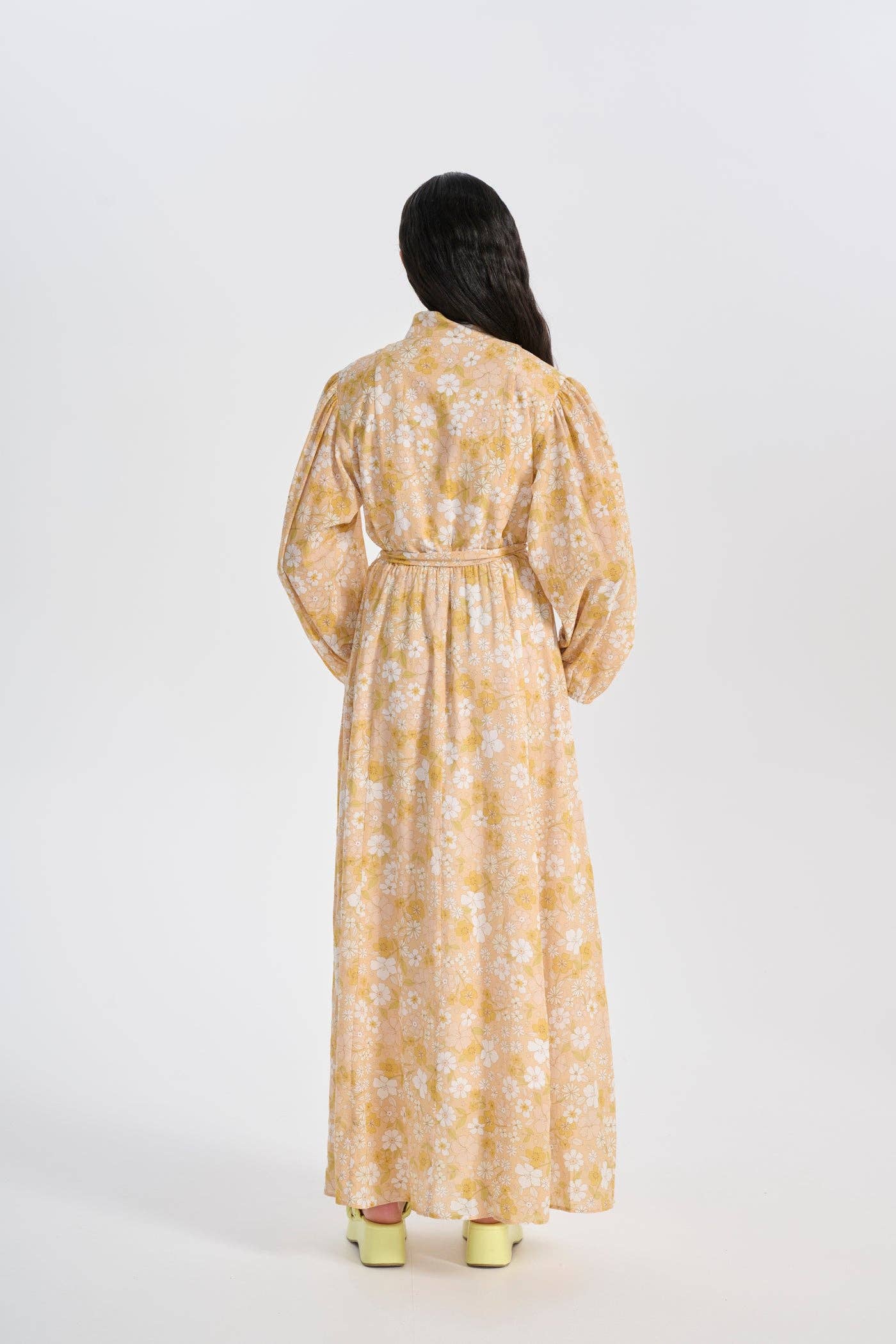 Oli and Kubo - Wholesale Dress – Women's - IZA MAXI SHIRT DRESS - DITSY FLORAL3