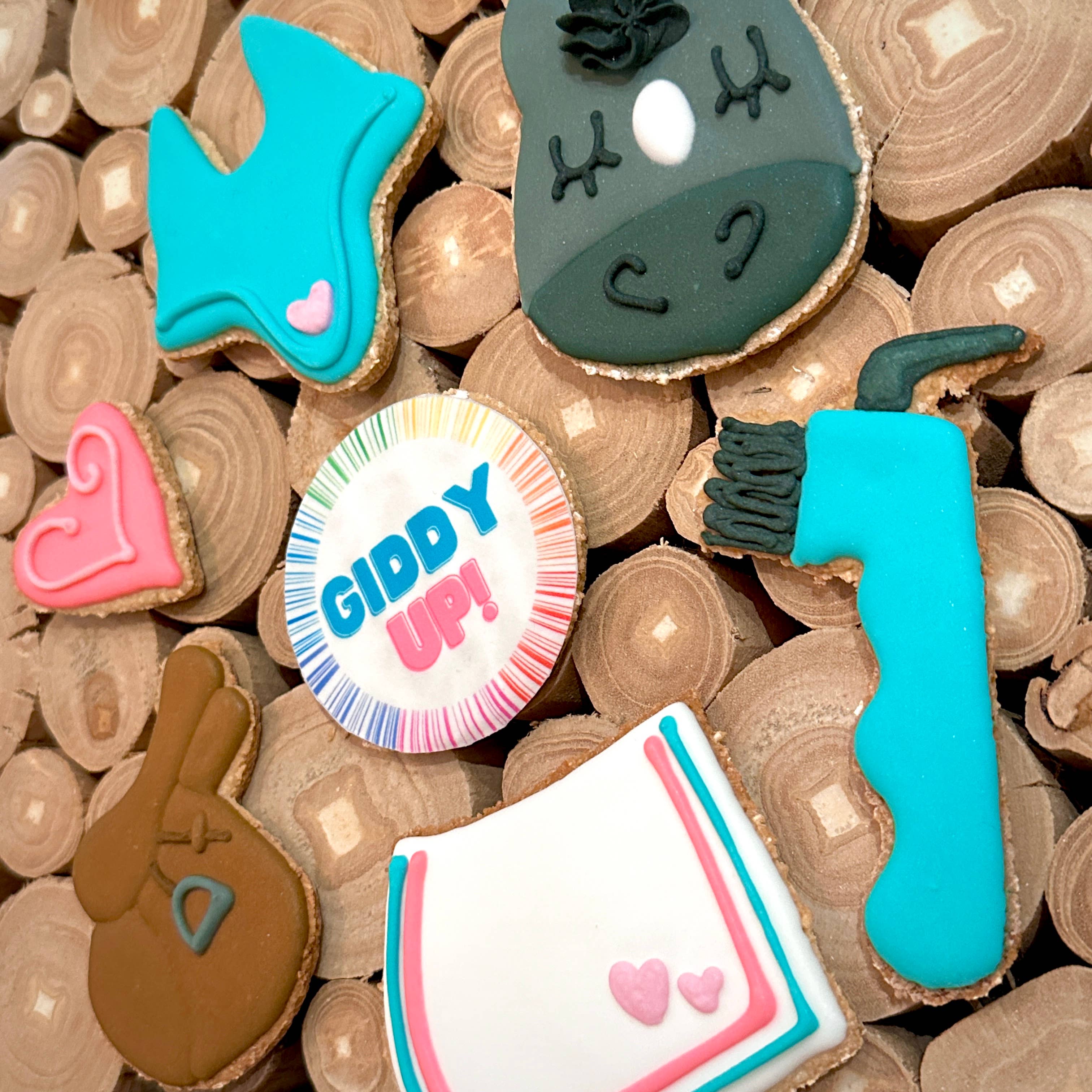 The Blissful Equestrian - Wholesale Horseback Riding Gear - Pony Pals Set Horse Cookie 6 pack1