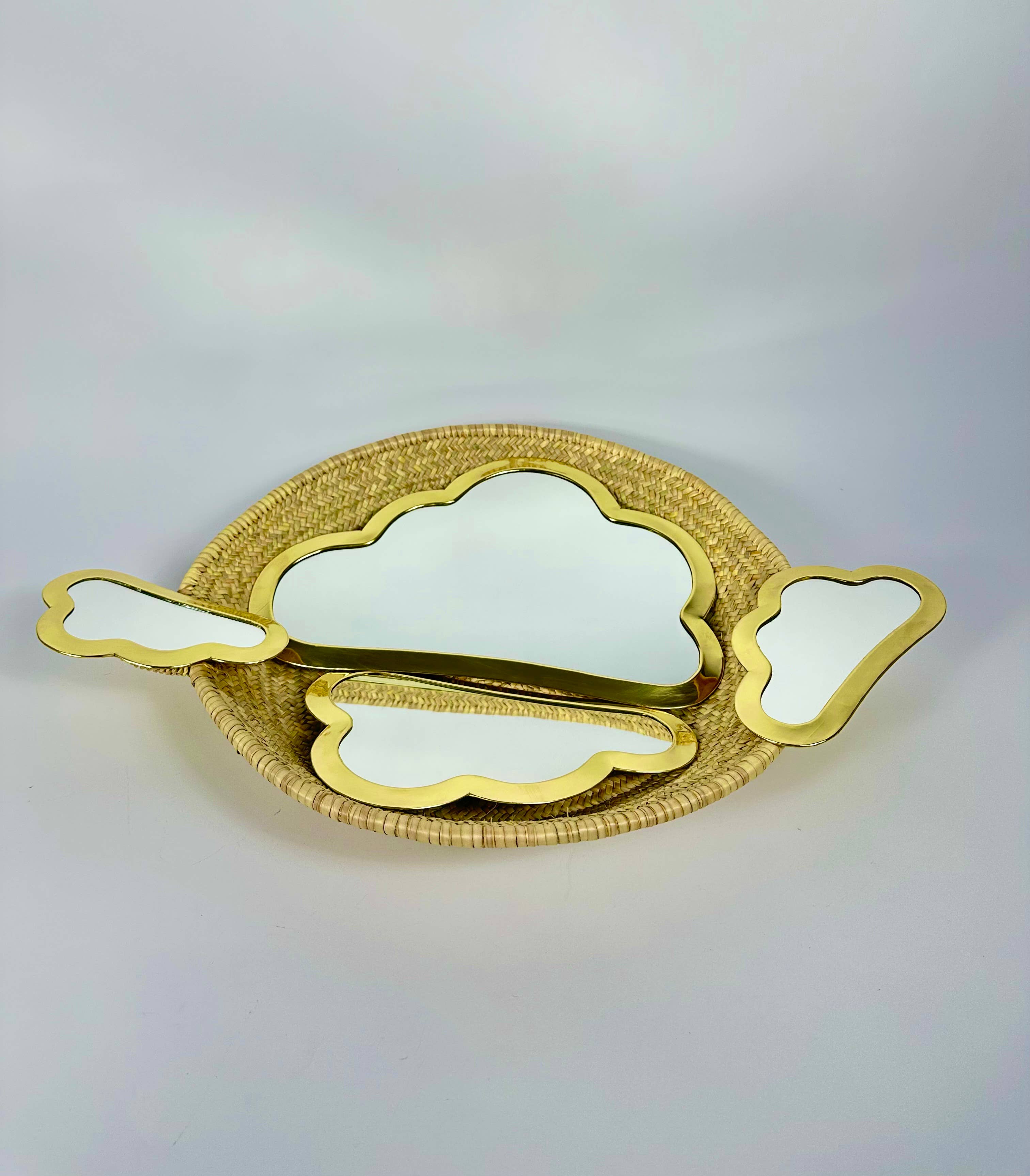 Mikwi – wholesale Väggspegel – Set med 4 molnspeglar i mässing, väggspegel för upphängning8