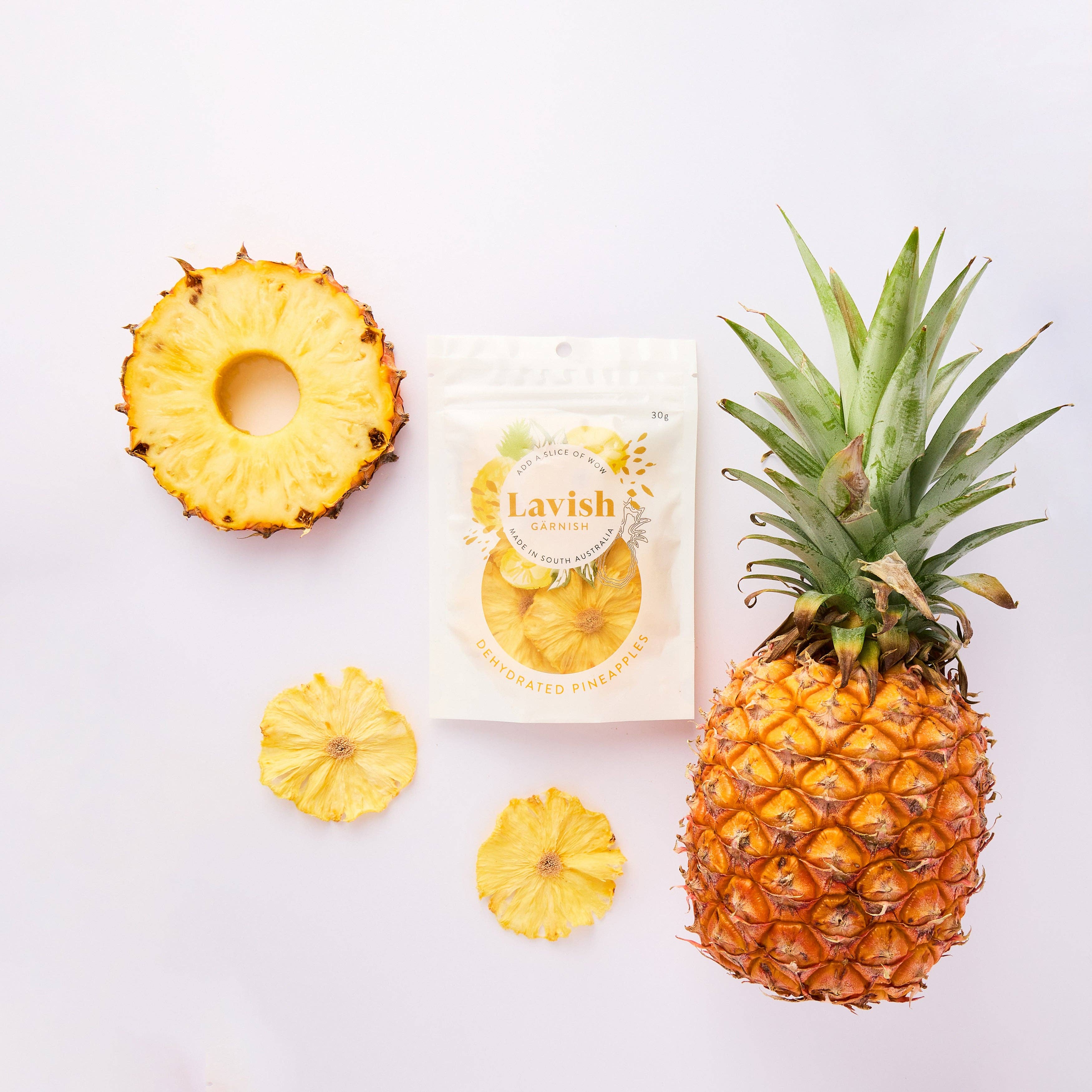 Lavish Gärnish - Wholesale Dried/dehydrated fruit - Dehydrated Pineapple