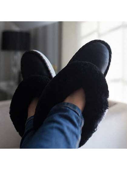 Sheepers - Wholesale Slippers – Women's - Women's Black Sheepers5