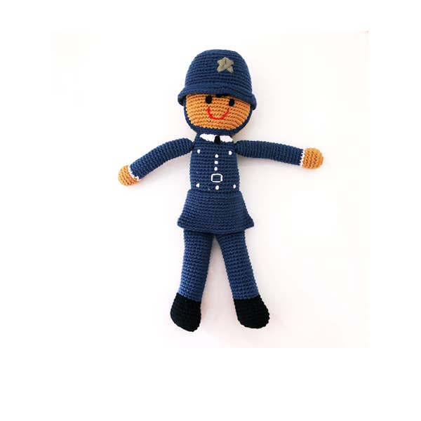 Bambola grande giocattolo all'uncinetto - poliziotto per la vendita all'ingrosso da parte di Pebblechild