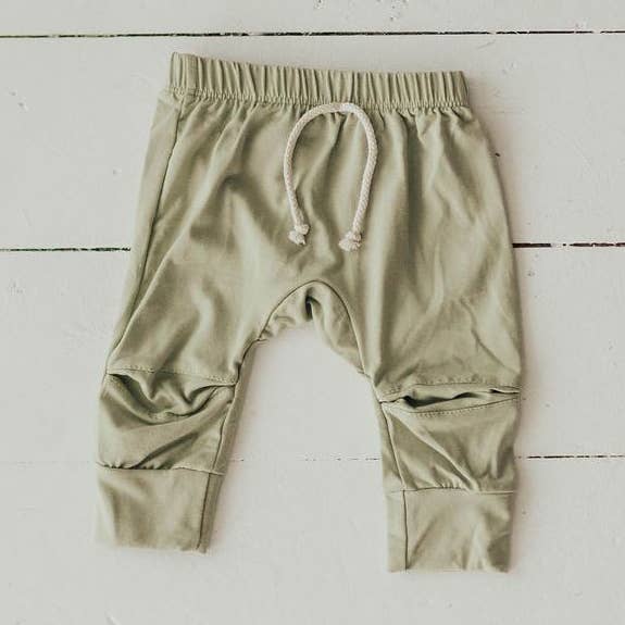 Joggers en Desert Sage para venta al por mayor de Honey Babe Clothing