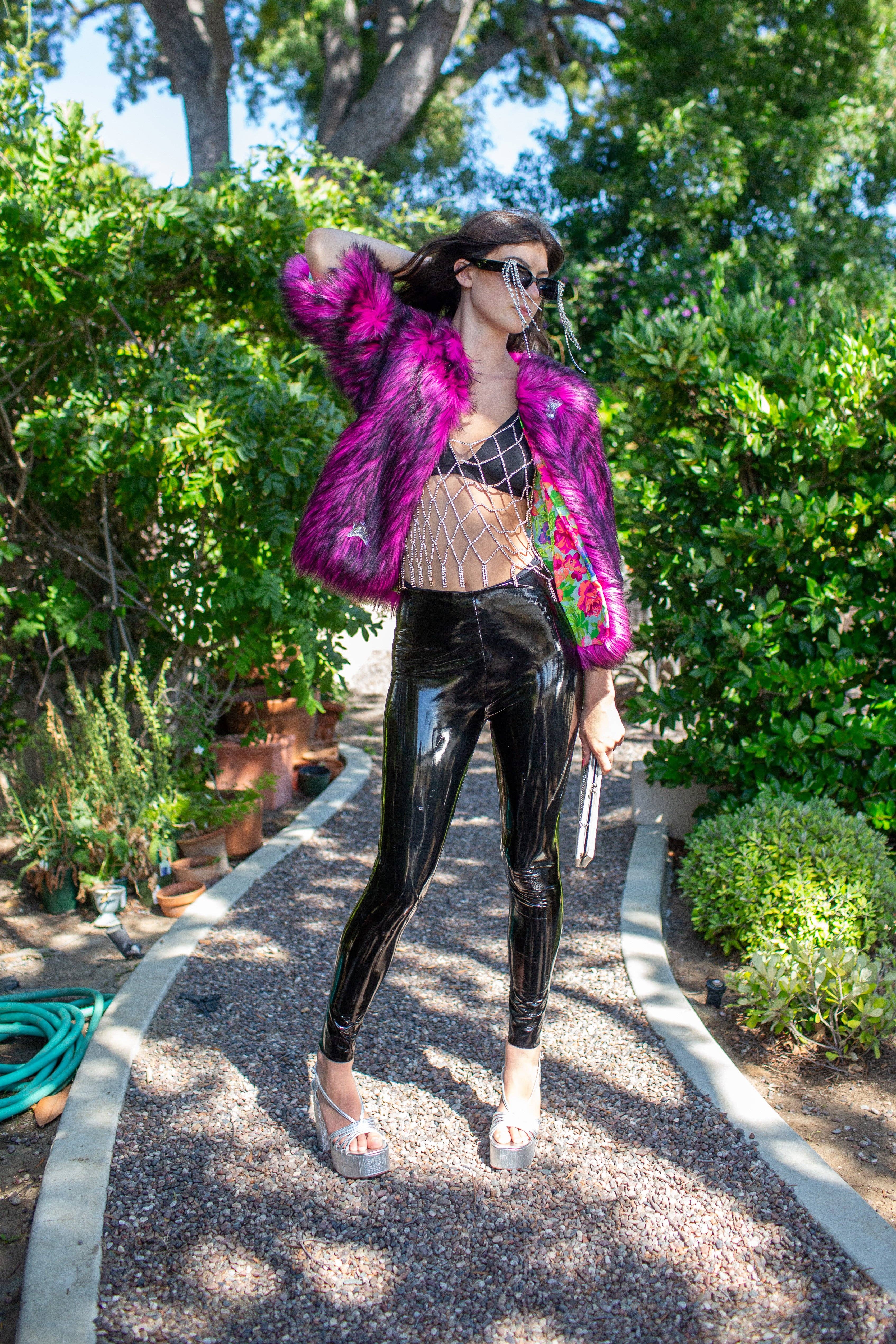 Jennafer Grace - Vendita all'ingrosso Giacca - Donna - Giacca in ecopelliccia Planet Queen colore Monster Pink10