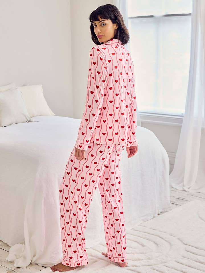 Tall Wavy Stripe Heart Print Long Pyjama Set for wholesale by Chelsea Peers