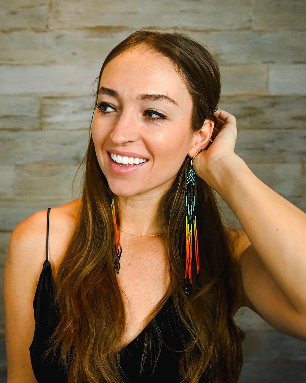 BEADS CORNER - Vendita all'ingrosso Orecchini pendenti - Orecchini lunghi con perline di vetro color fuoco nero 19 cm2