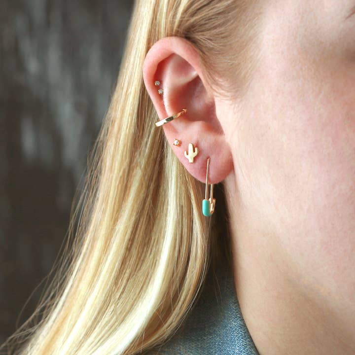 Boucles d'oreilles clous cactus pour la vente par Kris Nations