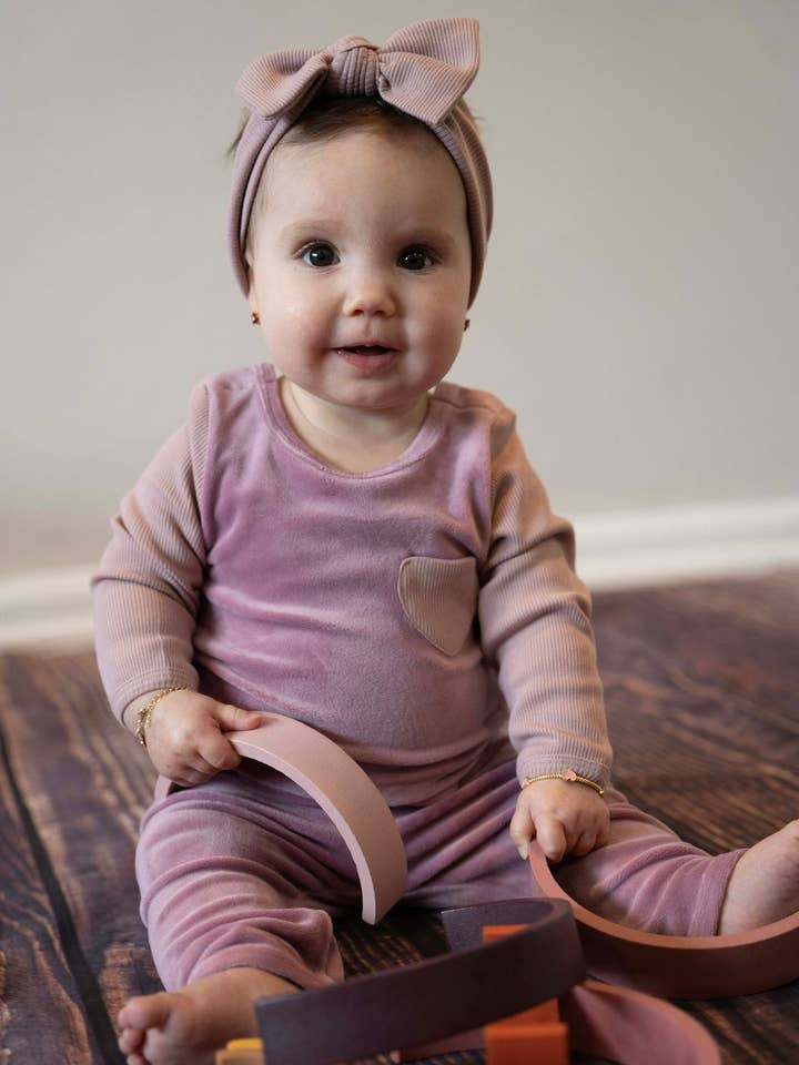 Pink Ribbed Velour Set for wholesale by Niche bebe