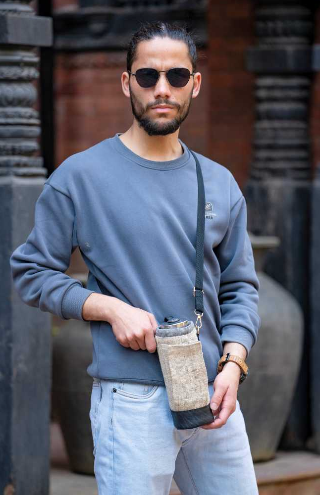 Ganesh Himal Trading - Wholesale Bottle Rack/Holder - Wild Hemp + Rubber Water Bottle Holder, Phone Pocket1