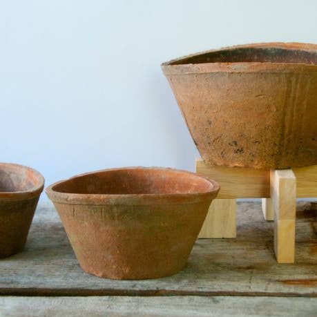 Prescot Terra Cotta Pots, Mossed Redstone (sets 3, case 4) for wholesale by Pacific Home & Garden