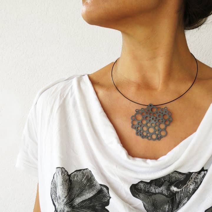 Kimya Joyas - Wholesale Pendant/Charm Necklace - Large Circles Oxidized Silver Pendant, Contemporary Pendant1