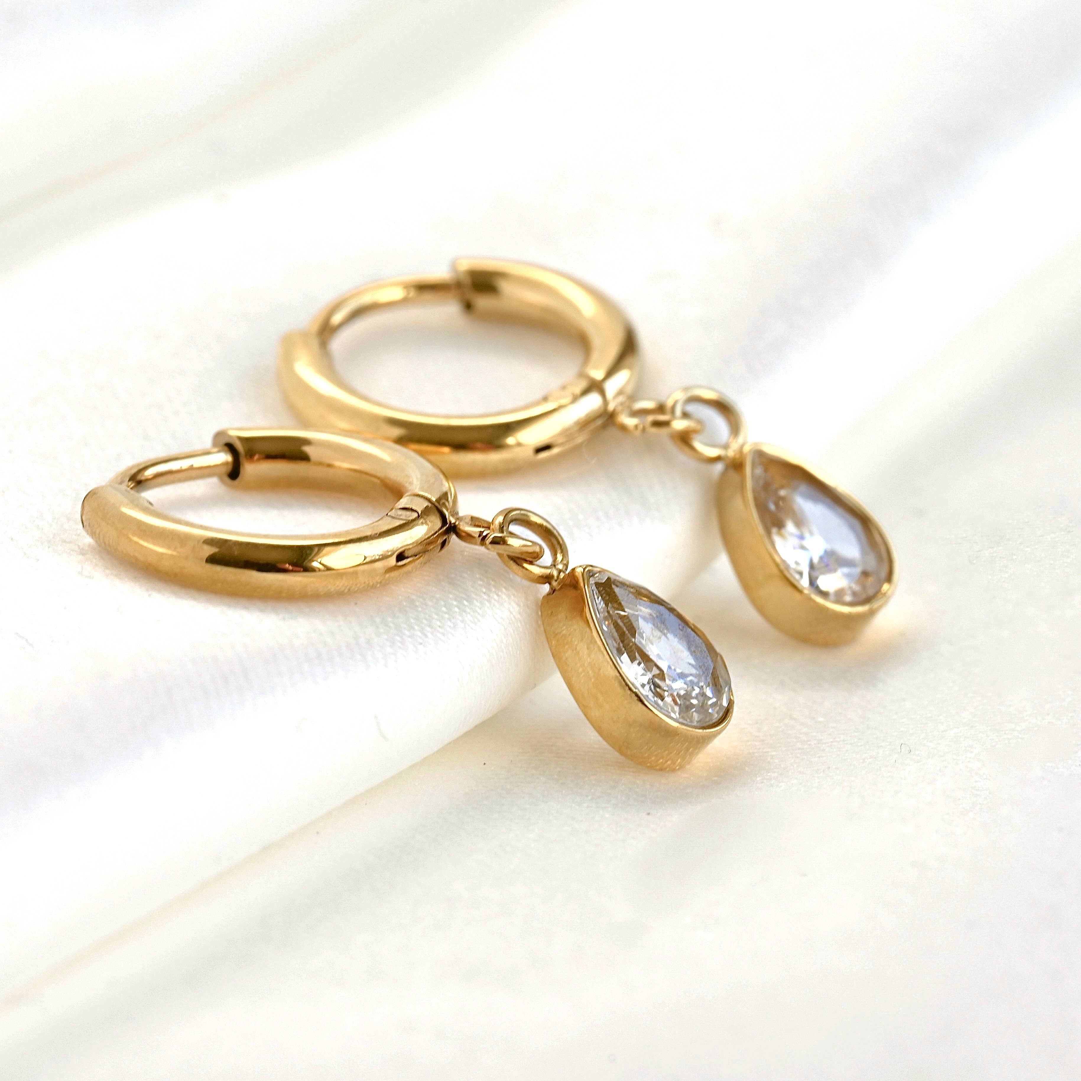 Blueyejewelry – wholesale Hoop-örhängen – Vattentäta diamantringar med diamantberlock - örhängen i ringform1