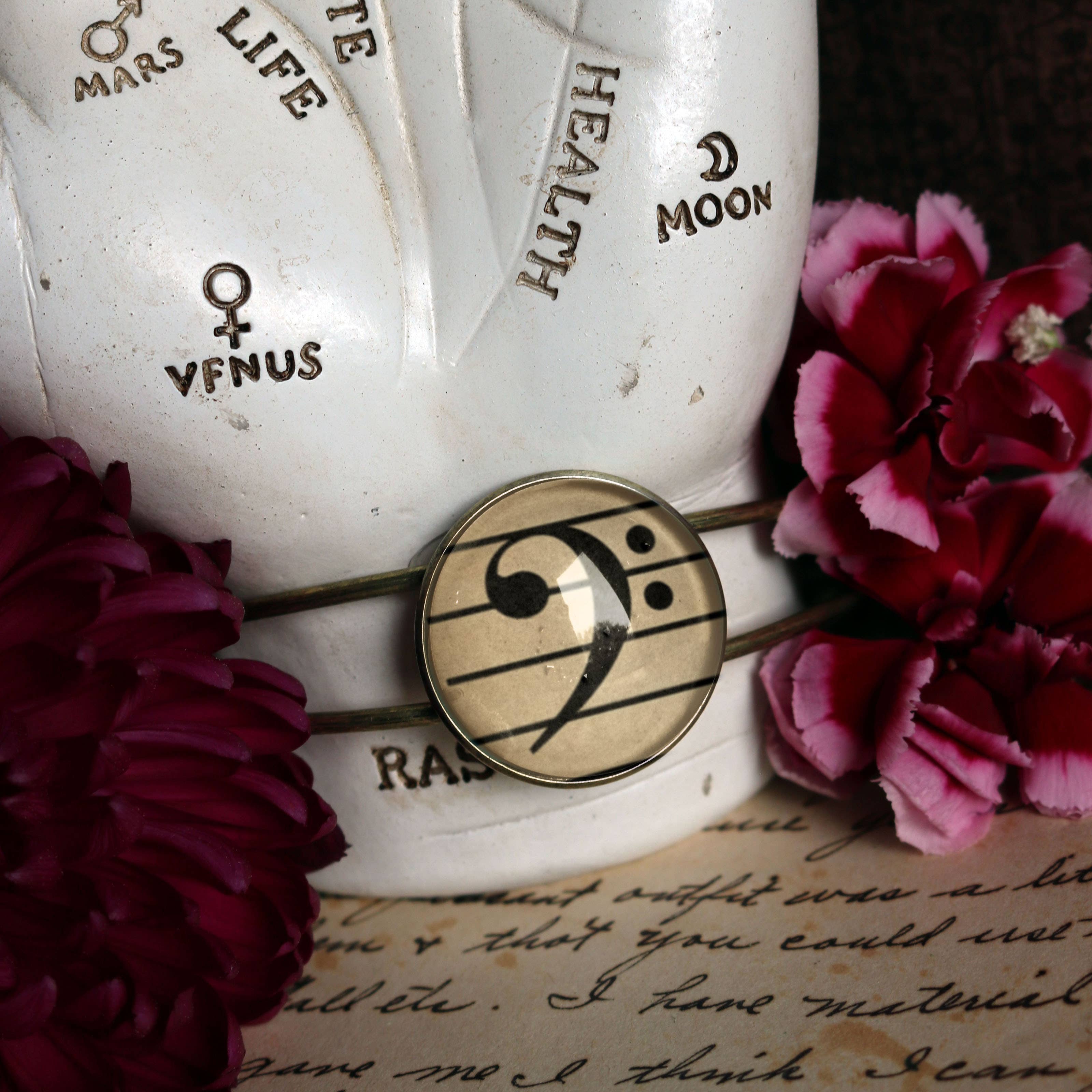 The Divine Iguana - Vente Bracelet manchette - Manchette Bass Clef1